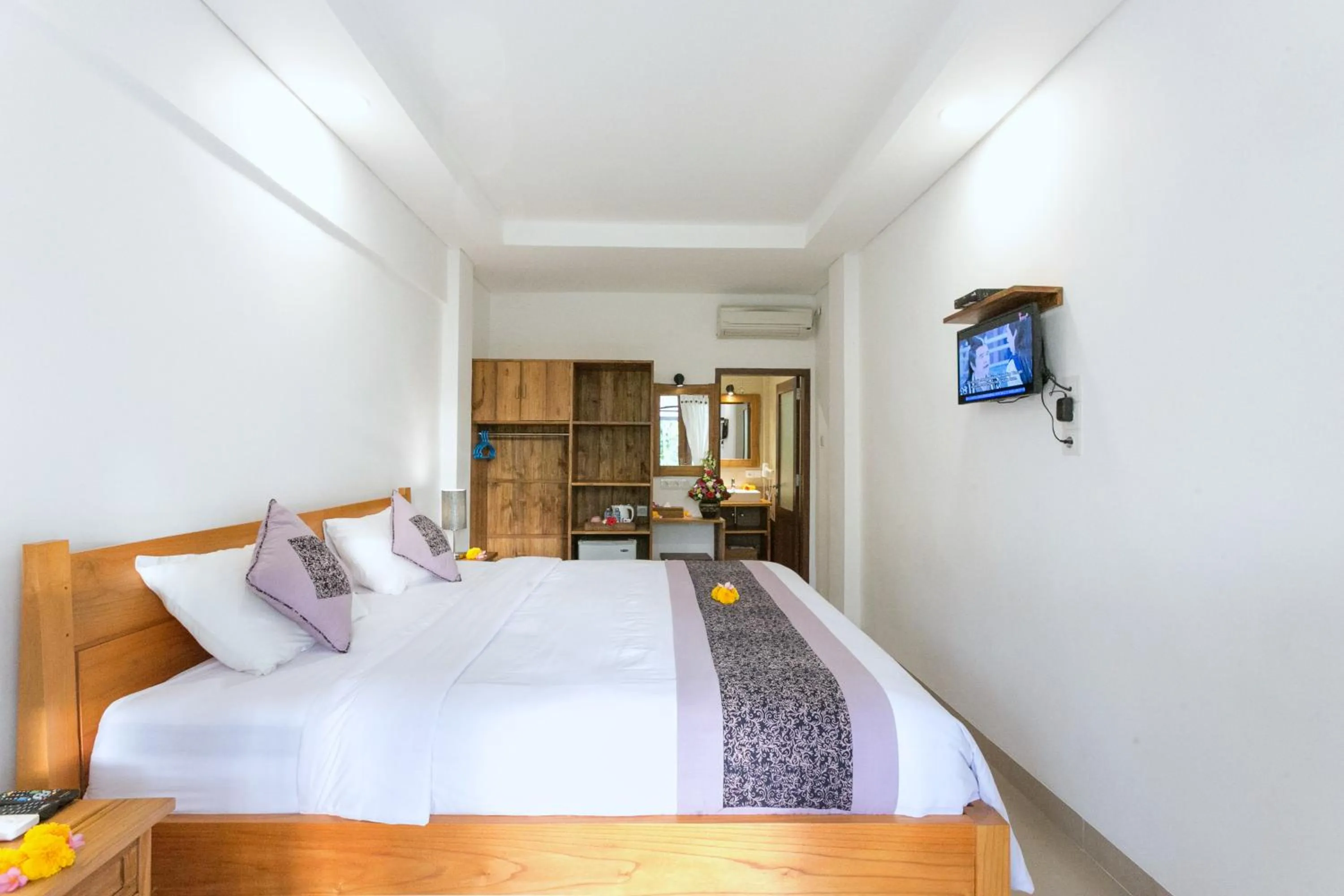 TV and multimedia, Bed in Tirta Arum