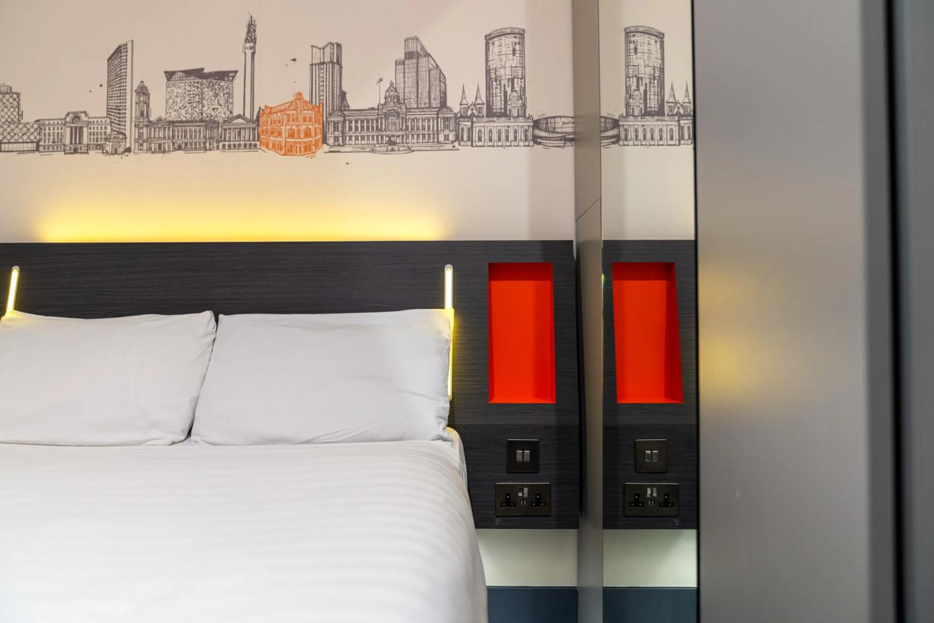 Bedroom, Bed in easyHotel Birmingham