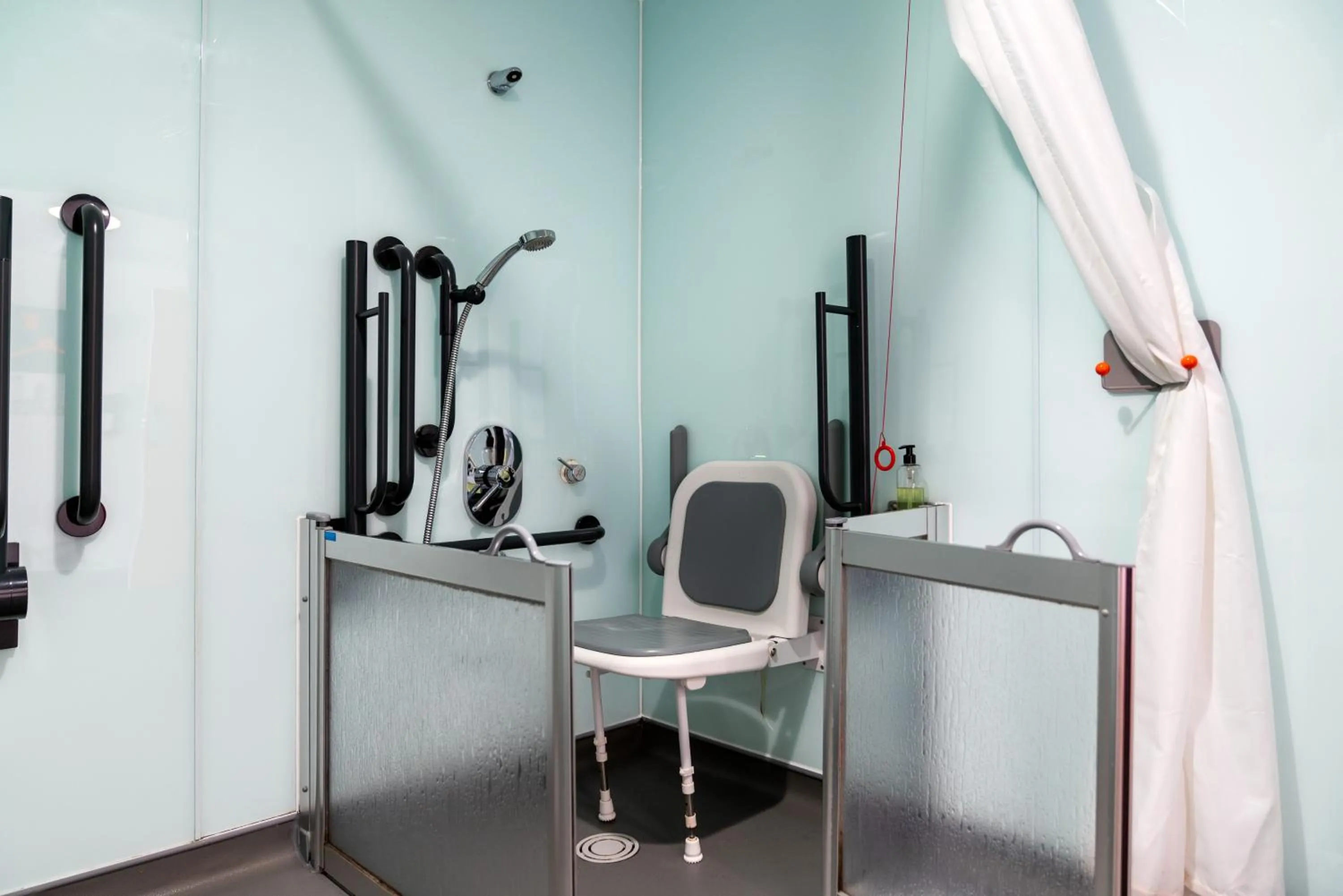 Bathroom in easyHotel Birmingham