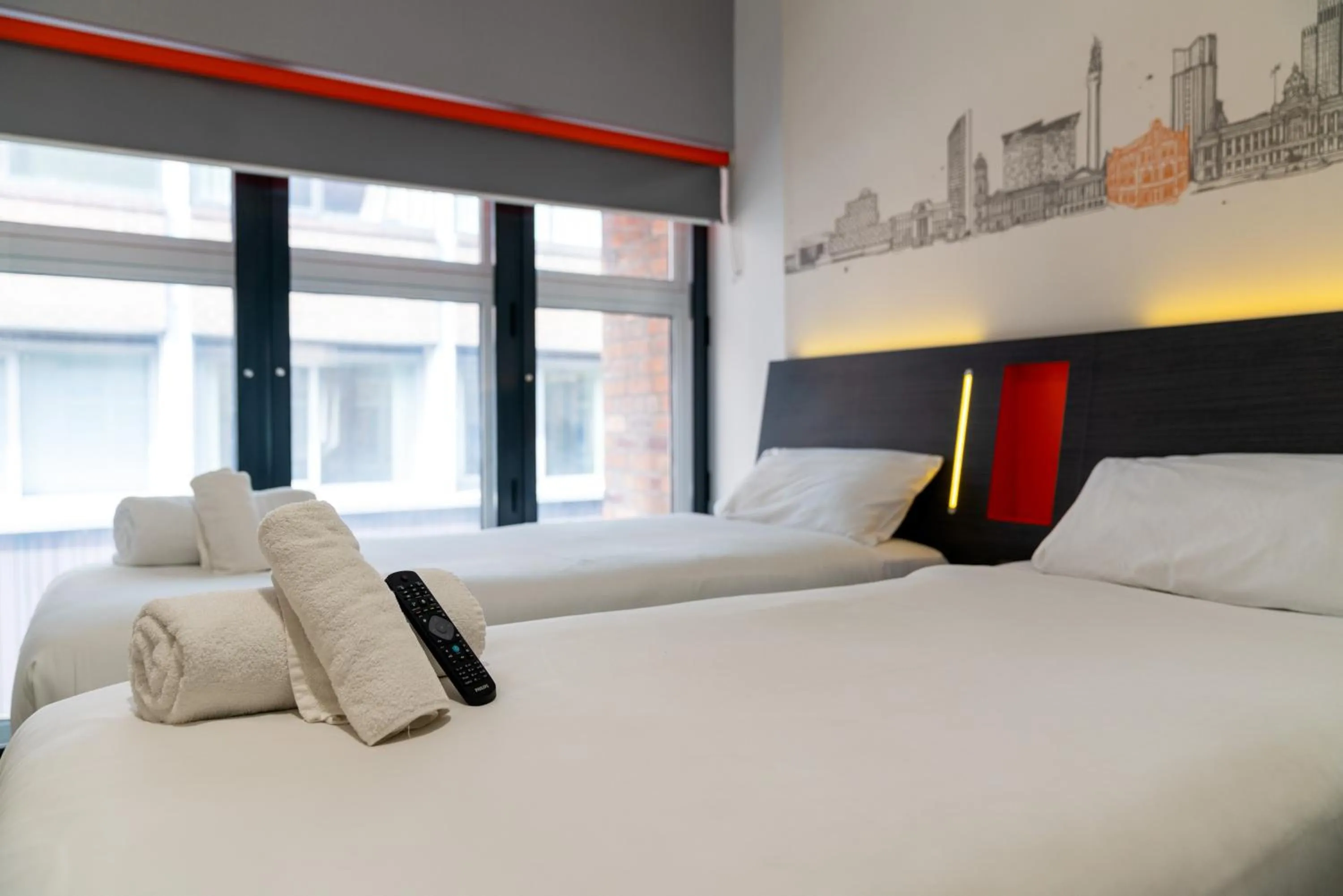 Bedroom, Bed in easyHotel Birmingham