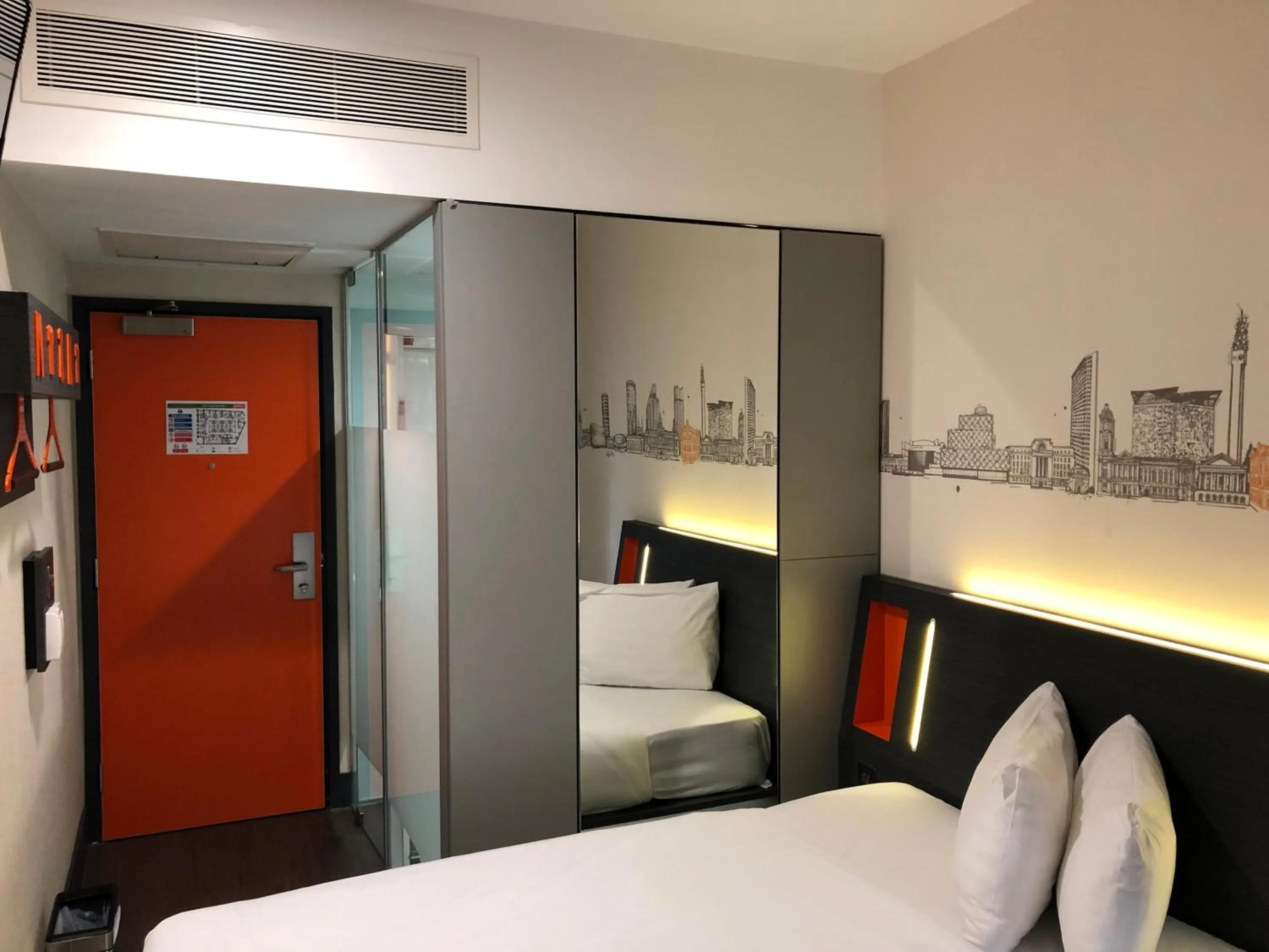 Bedroom, Bed in easyHotel Birmingham