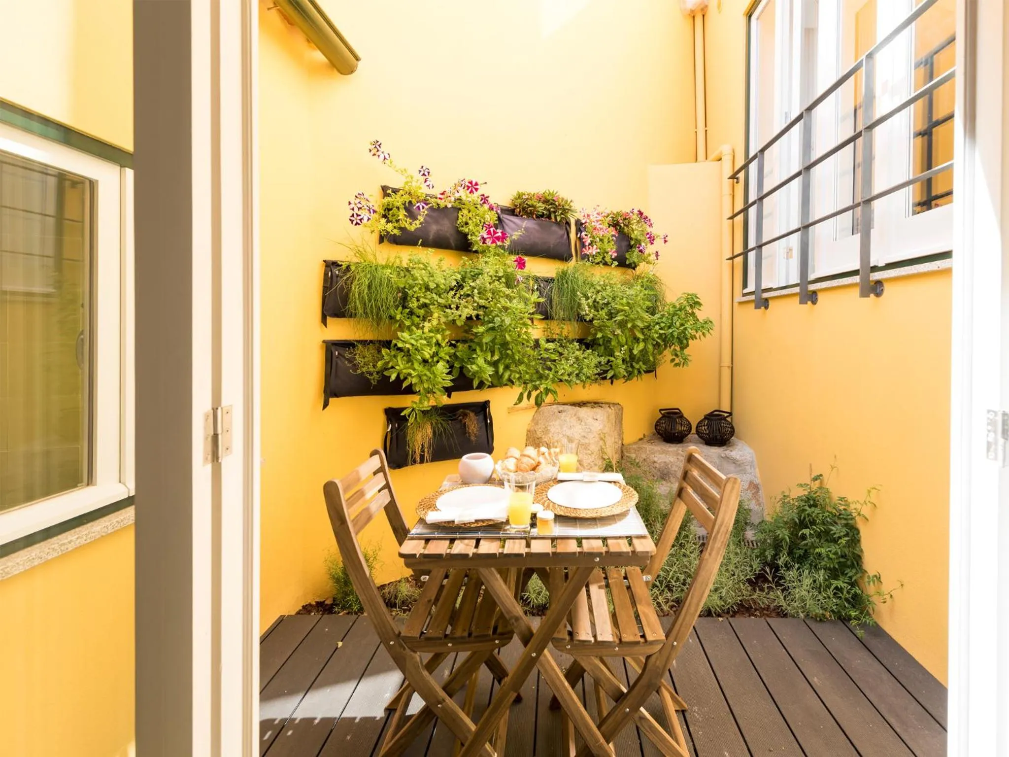 Patio in Arco Apartments