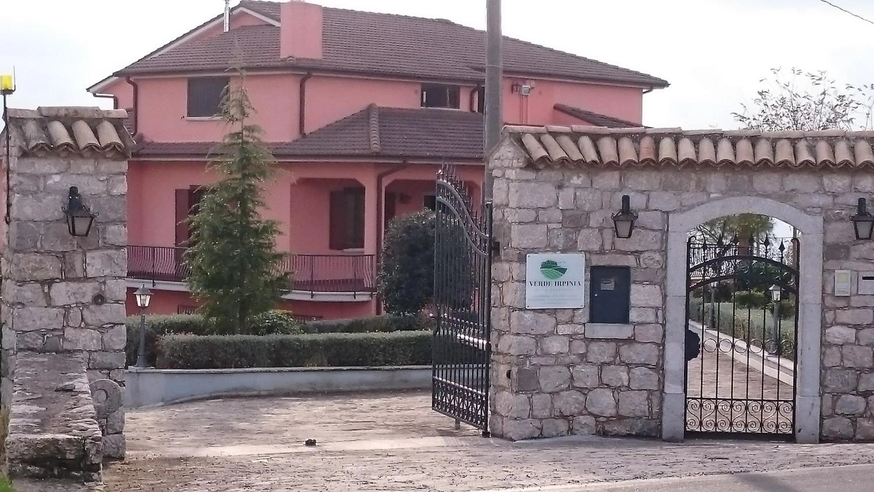 Facade/entrance in B&B Verde Irpinia