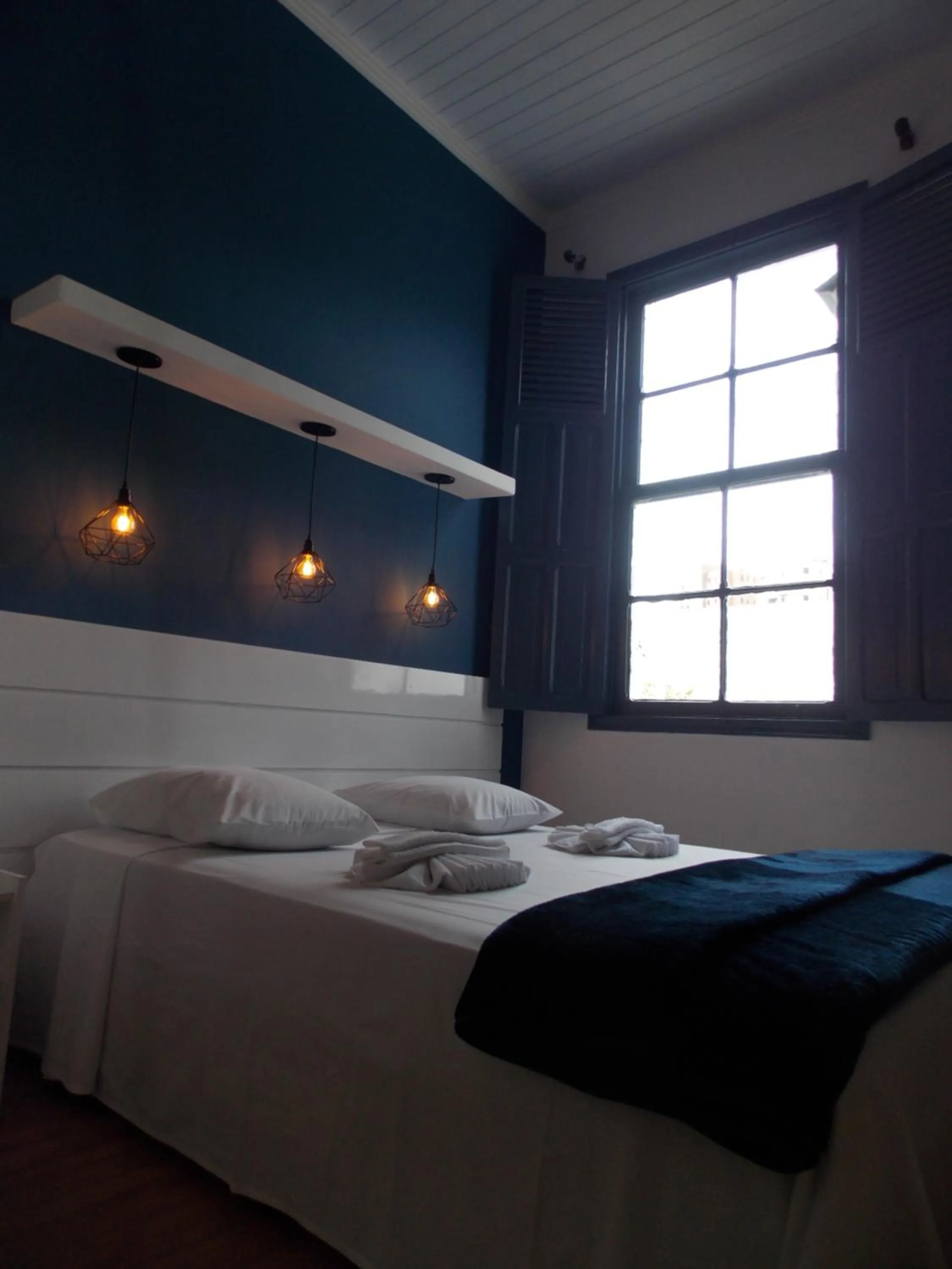 Bedroom, Bed in MOVA Hotel D'oeste - Localizado em frente a Praça Principal da Cidade, na área Central - Pé na Praça