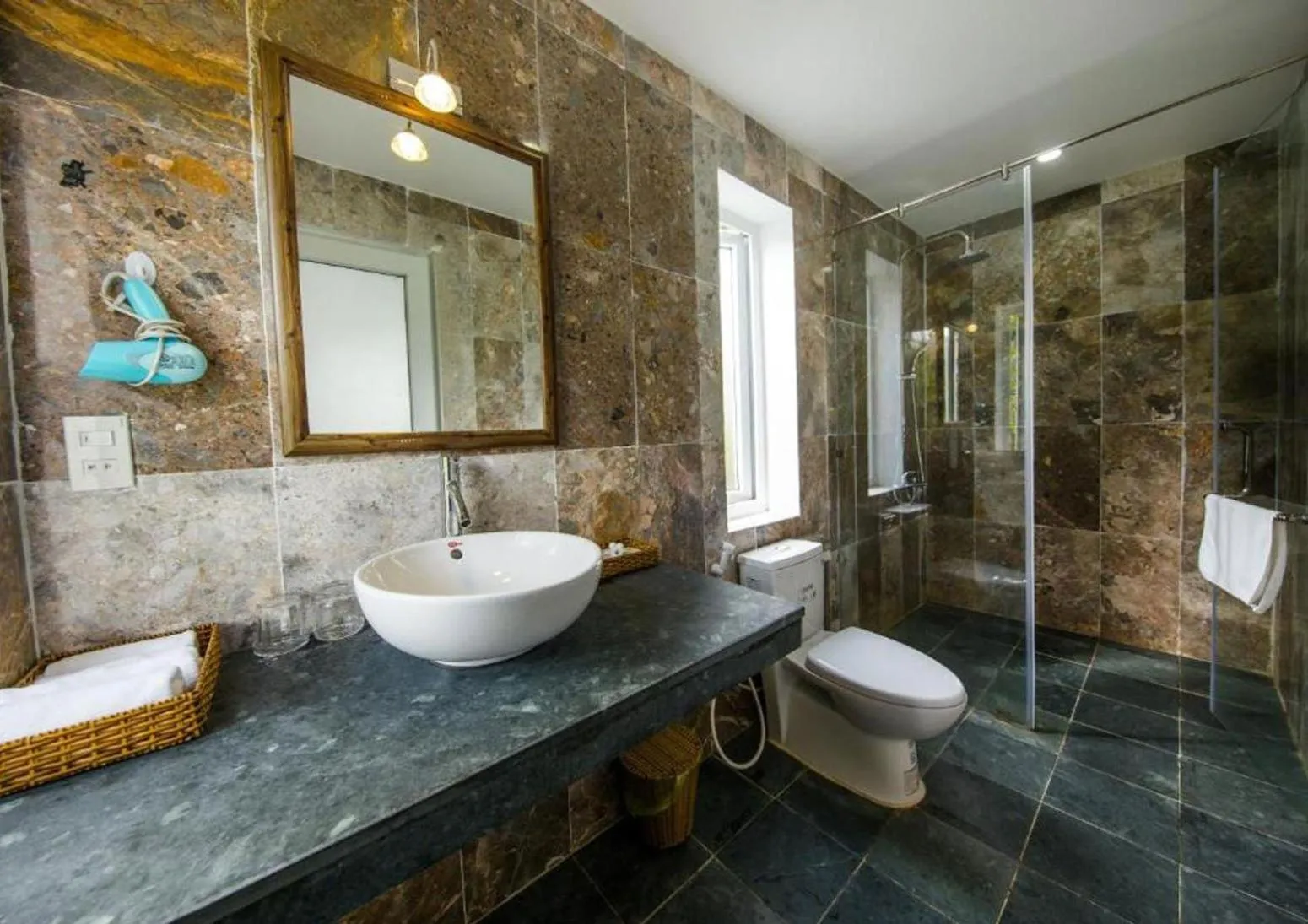 Shower in Lucky Leaf Hoian Villa