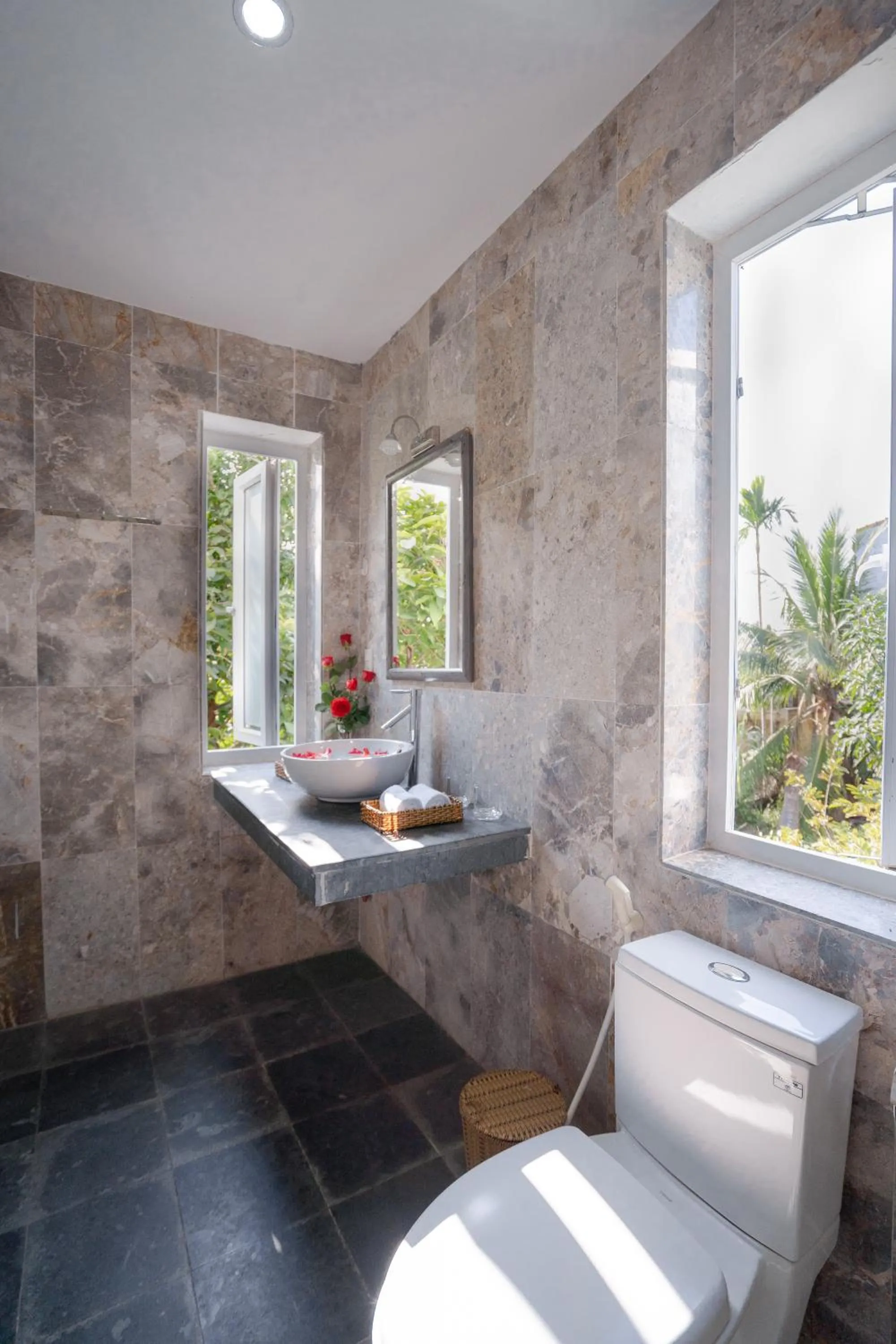 Bathroom in Lucky Leaf Hoian Villa