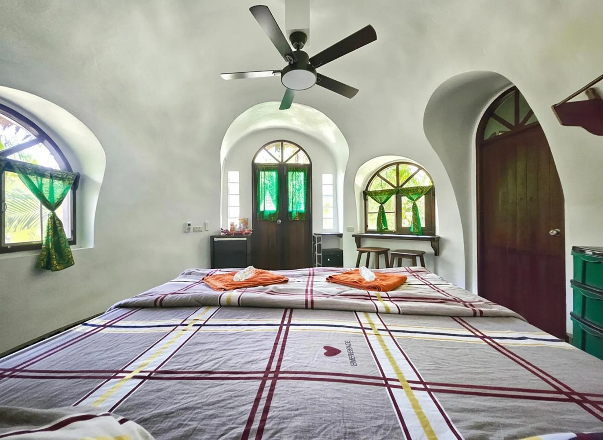 Bed in Flower Power Farm Village