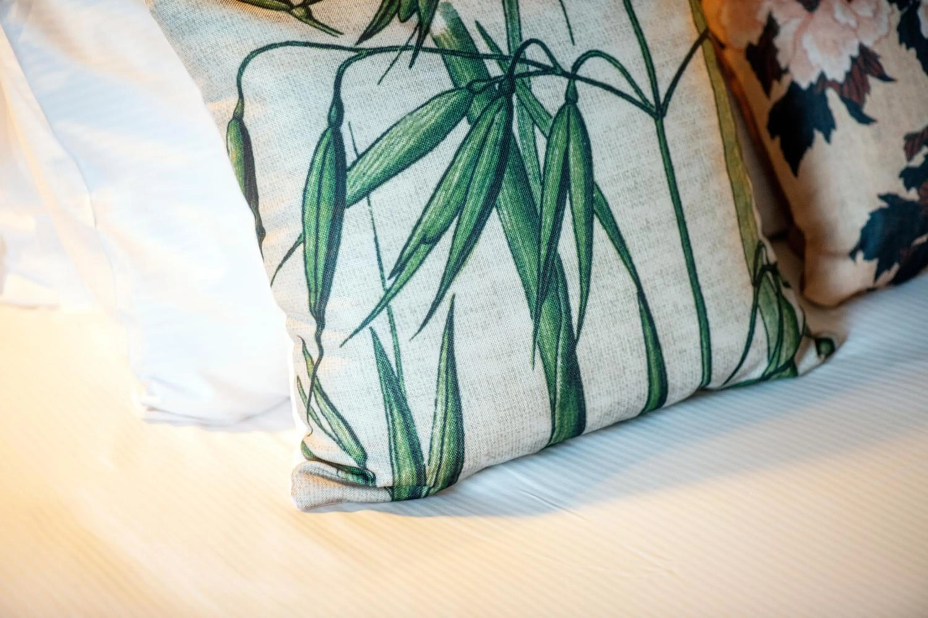 Photo of the whole room, Bed in Hotel Indigo Brussels - City by IHG