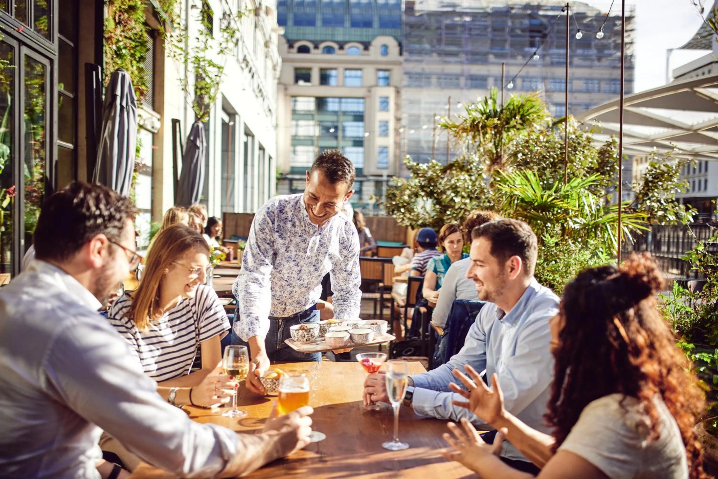 Lounge or bar in Hotel Indigo Brussels - City by IHG