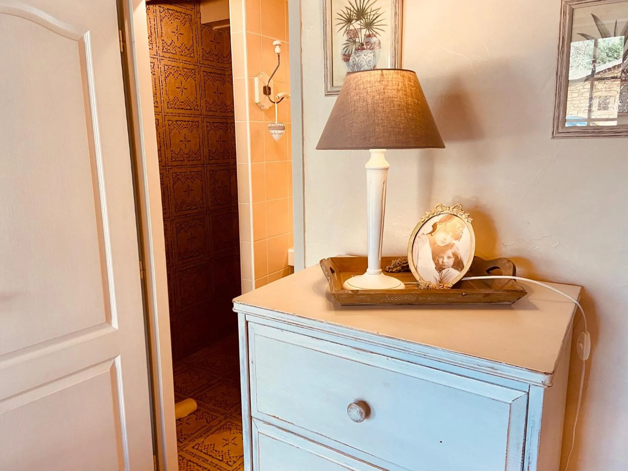 Decorative detail in La Closerie de Sarlat Maison d hôtes de charme