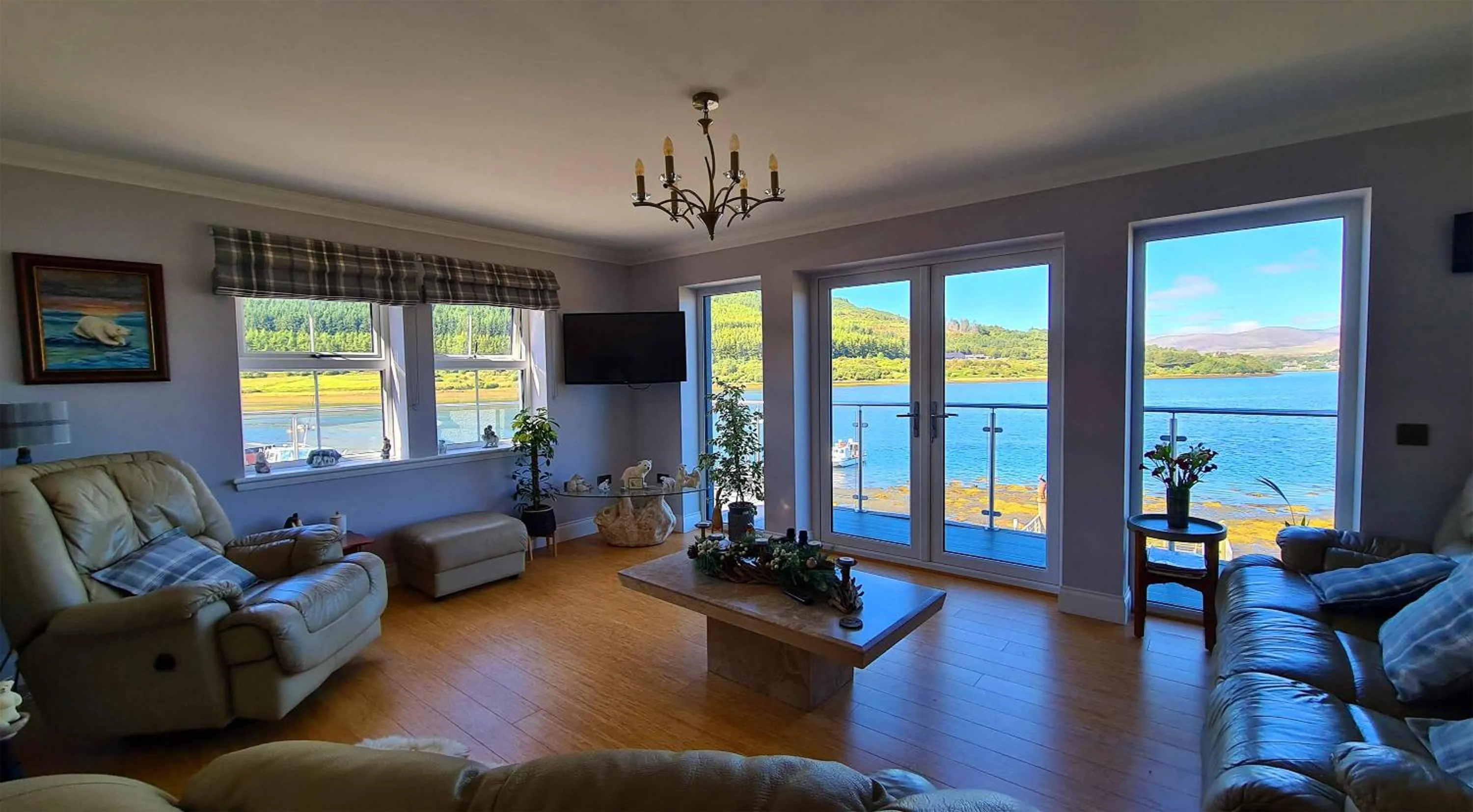 Living room in Heatherfield House B&B
