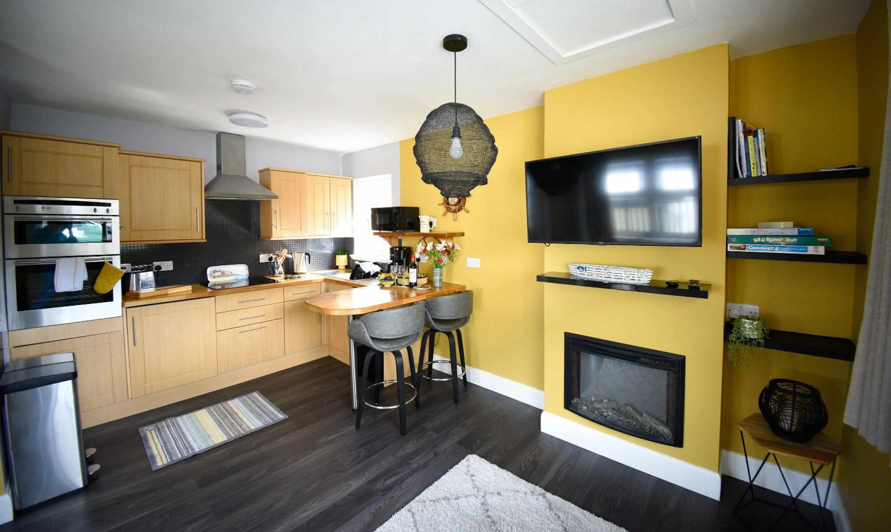 Kitchen or kitchenette in Heatherfield House B&B