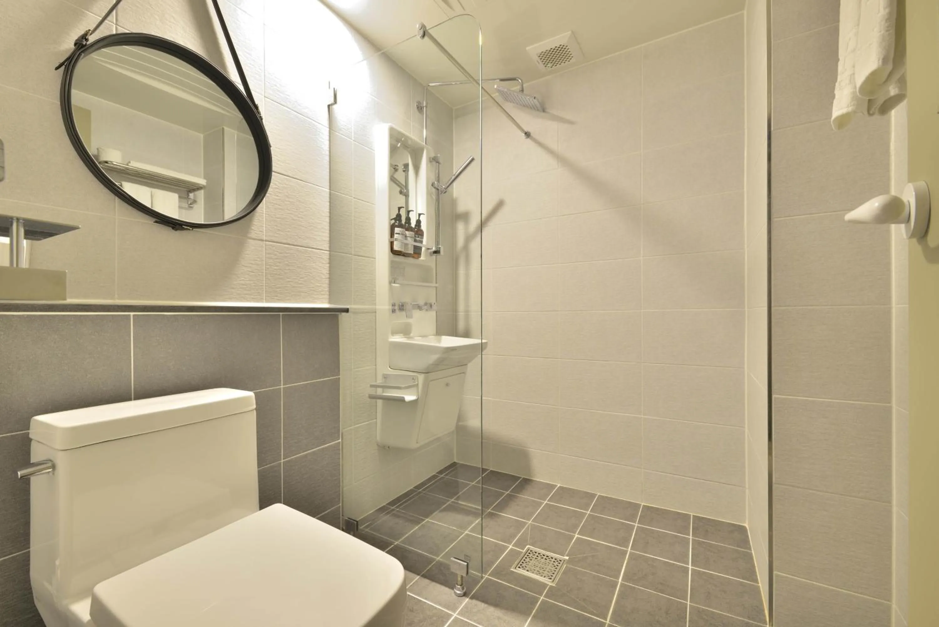 Bathroom in With U Hotel & Guesthouse