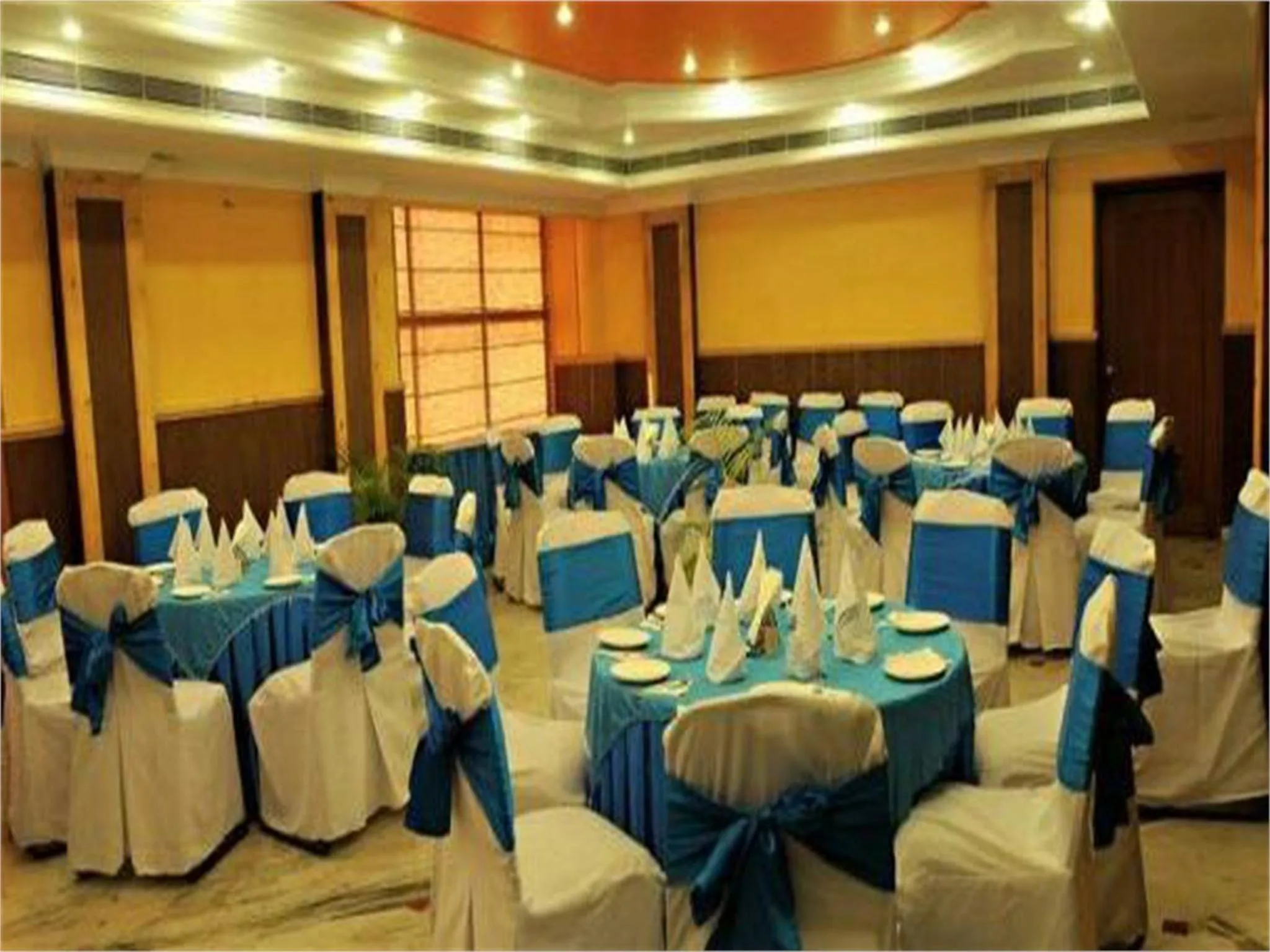 Banquet/Function facilities in Viceroy Inn Dehradun