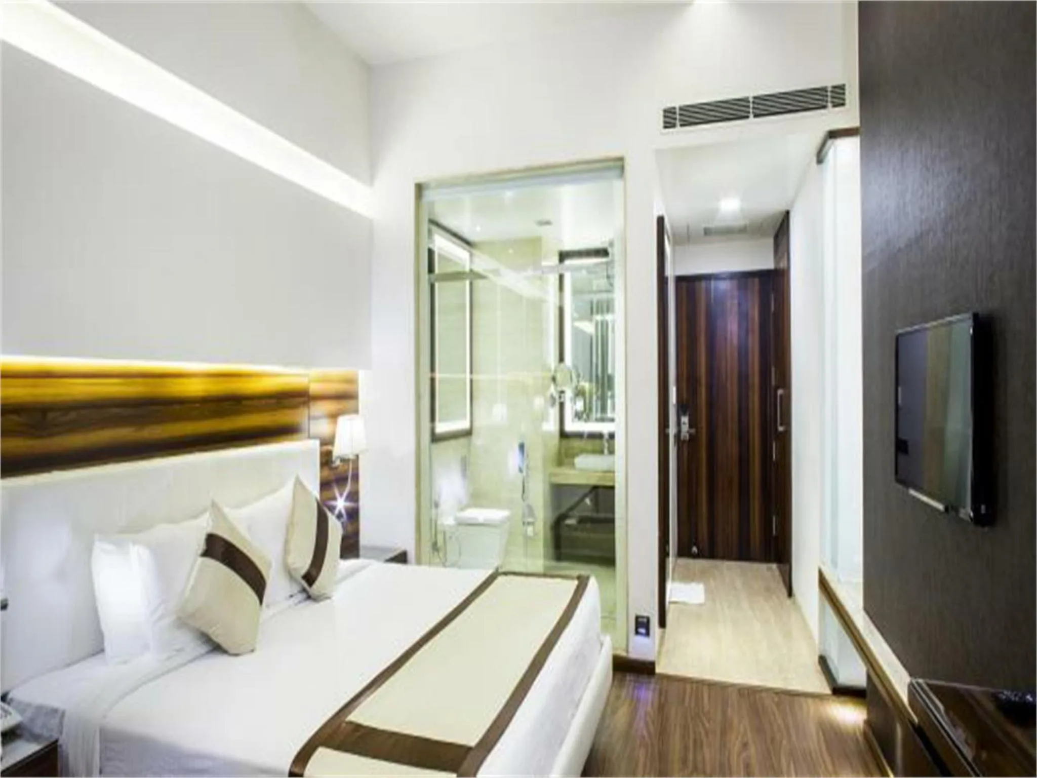 Bedroom, Bed in Viceroy Inn Dehradun