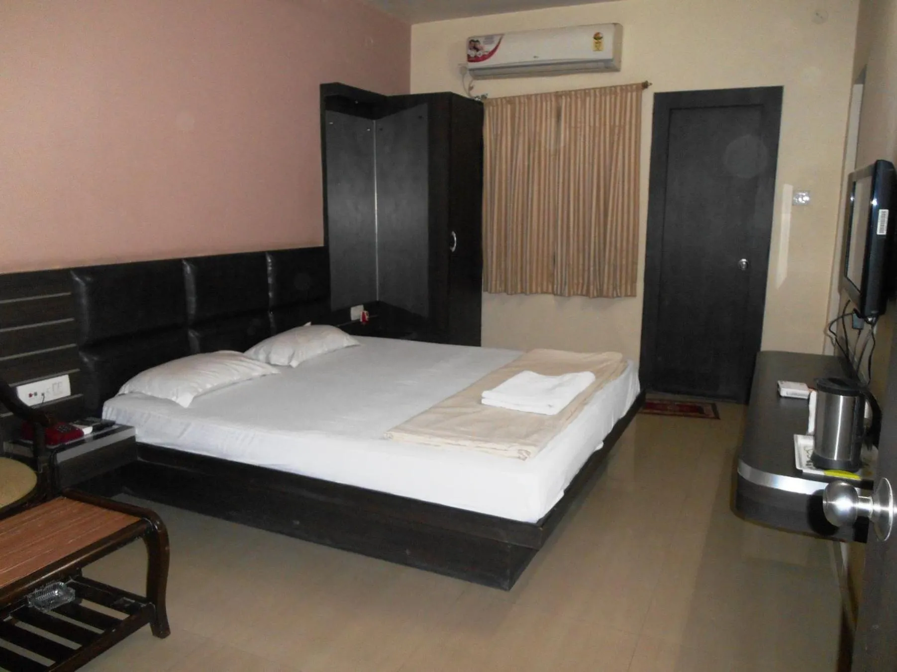 Bed in Hotel Saket Heritage