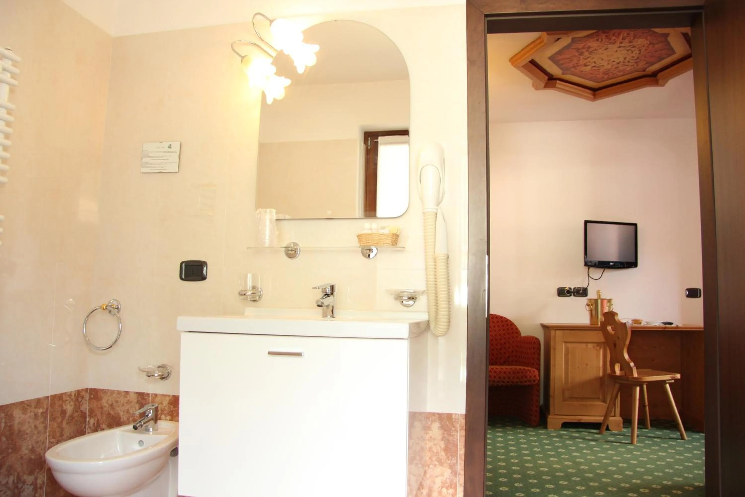 Bathroom in Hotel Lory