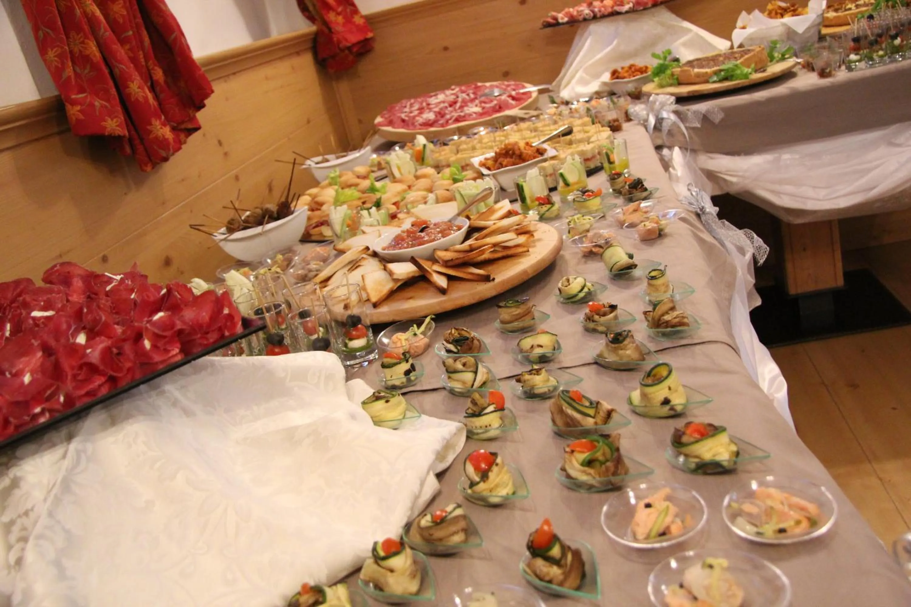 Food and drinks in Hotel Lory