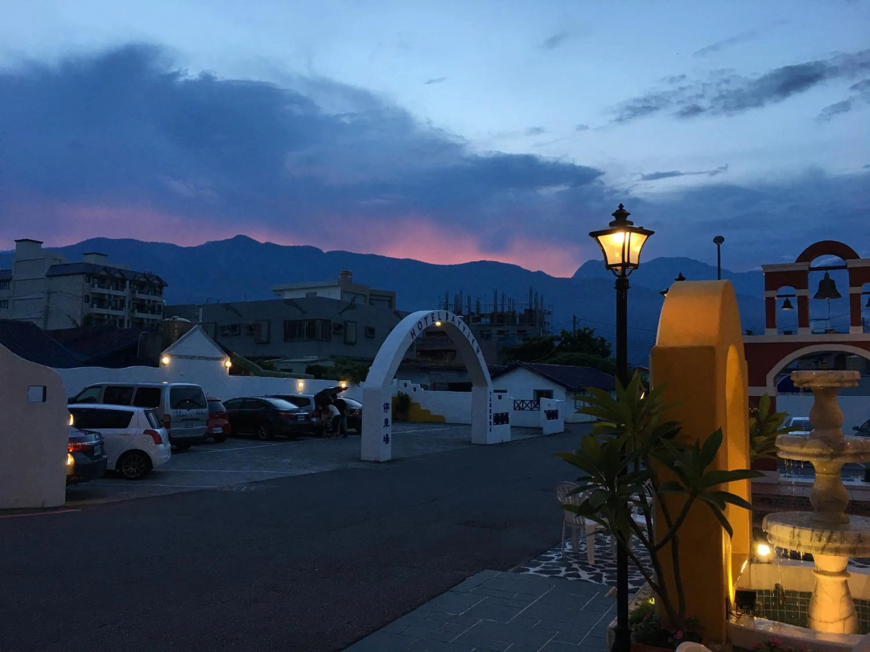 Facade/entrance in Hotel Bayview
