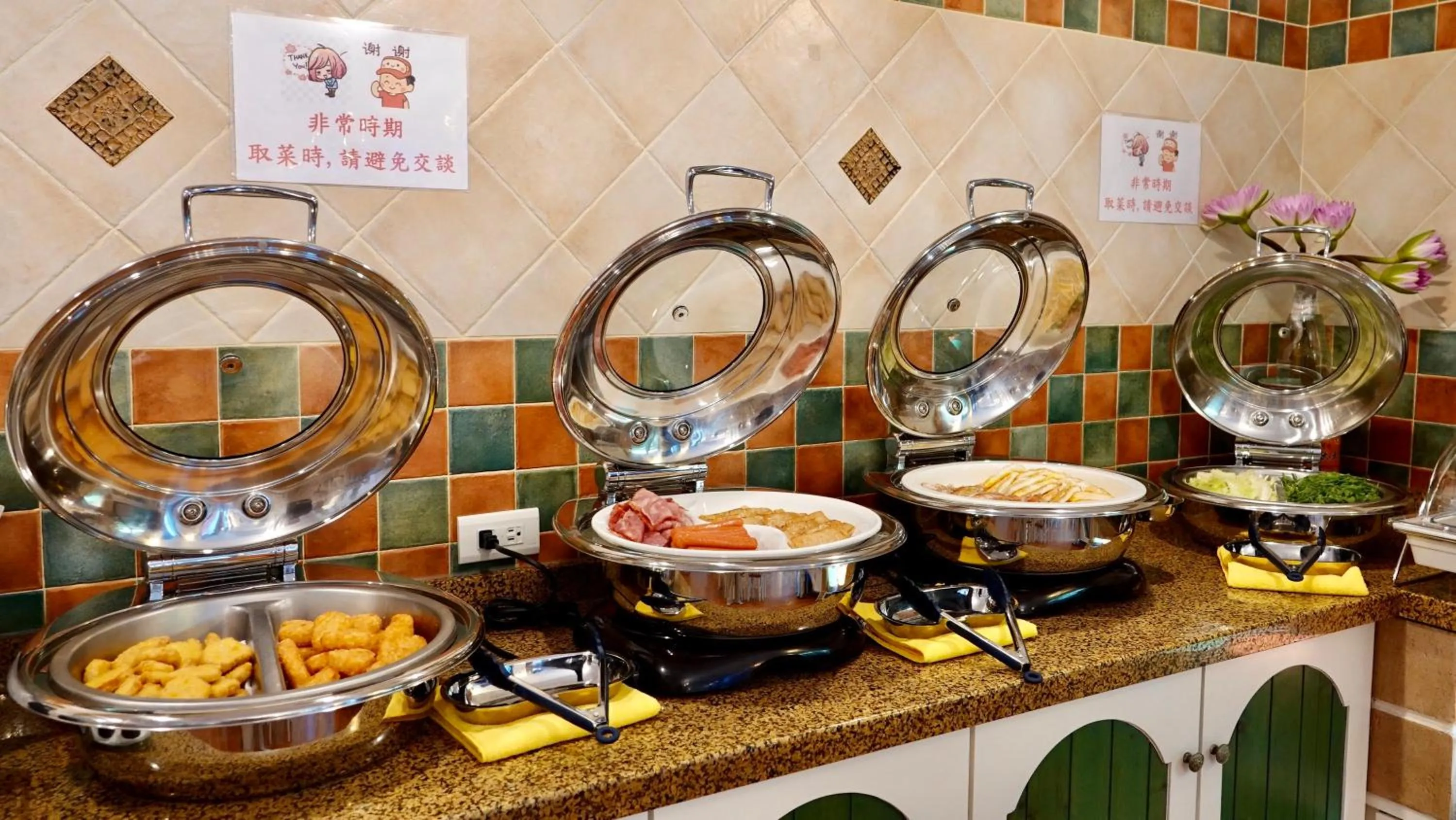 Breakfast in Hotel Bayview