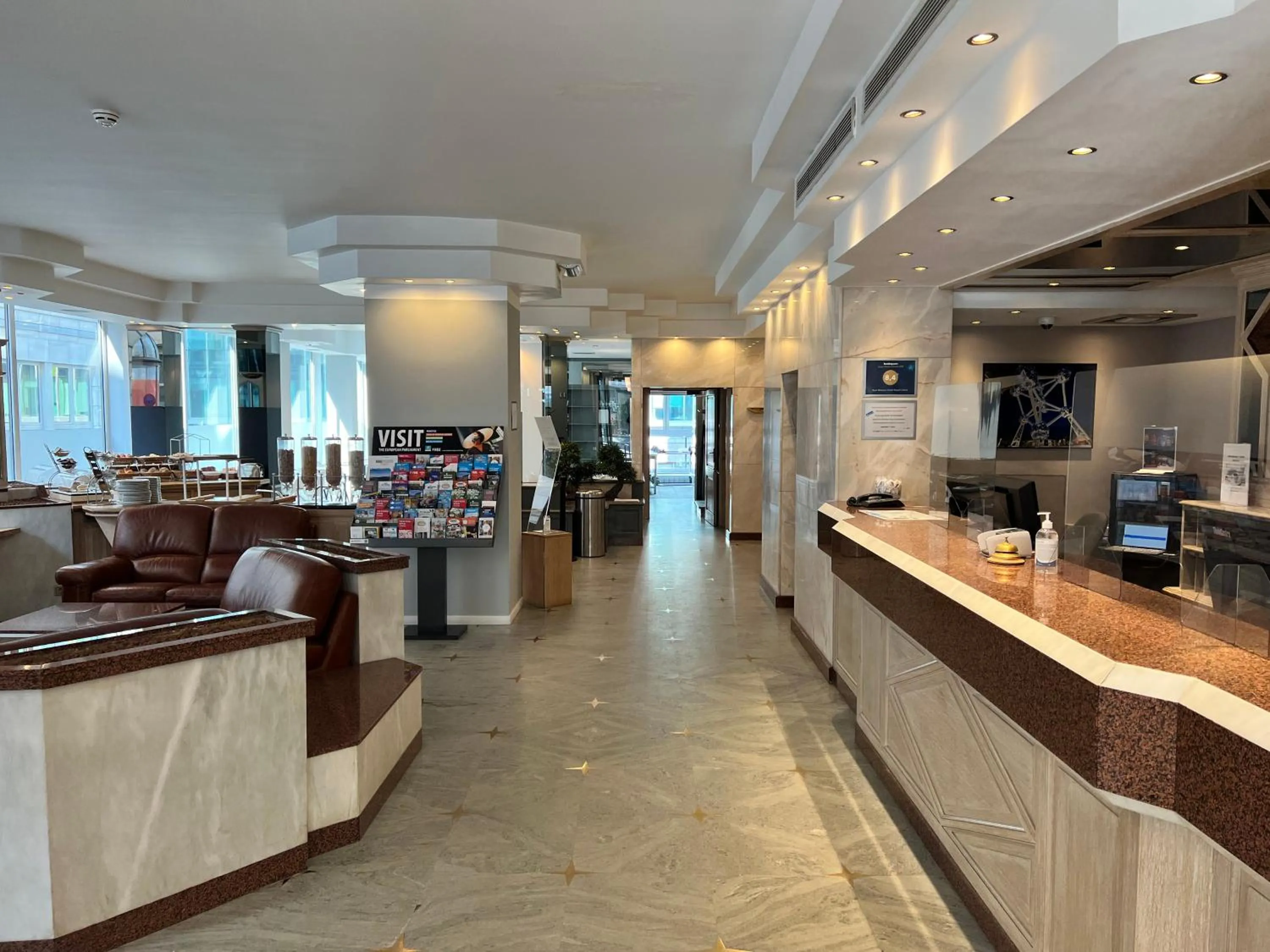 Lobby or reception in Best Western Hotel Royal Centre
