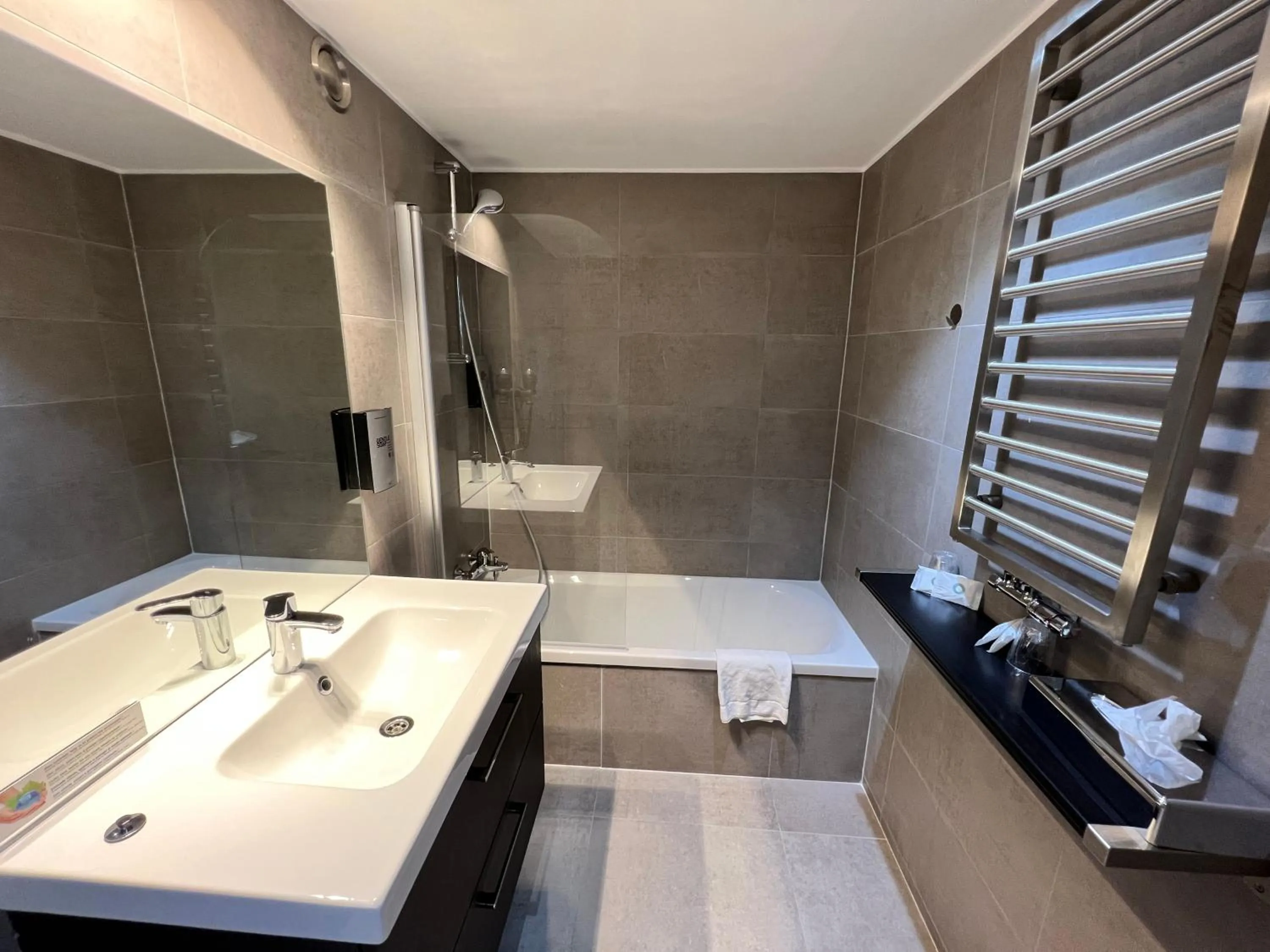 Bathroom in Best Western Hotel Royal Centre