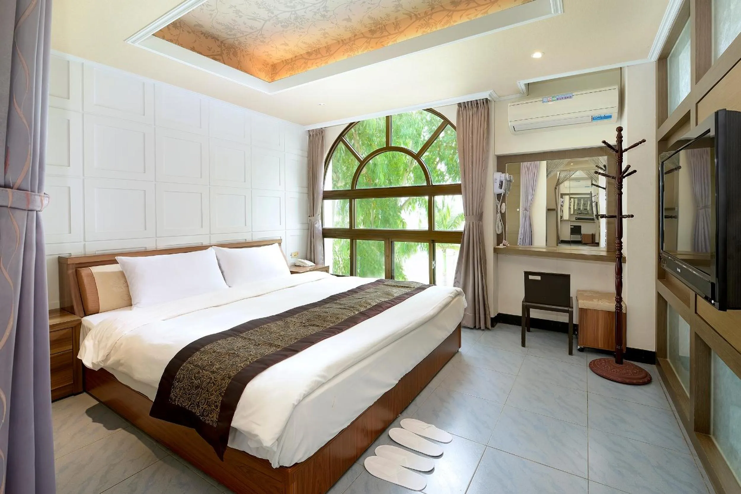 Bedroom, Bed in Jinsa Lakeside View Resort