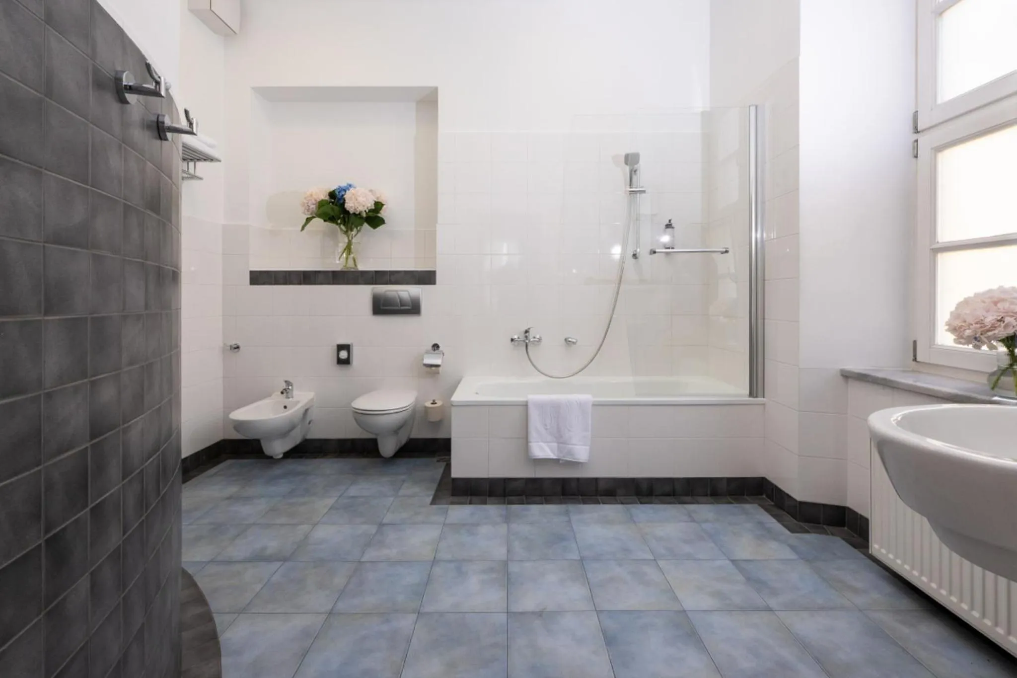 Shower in Hotel Palladian