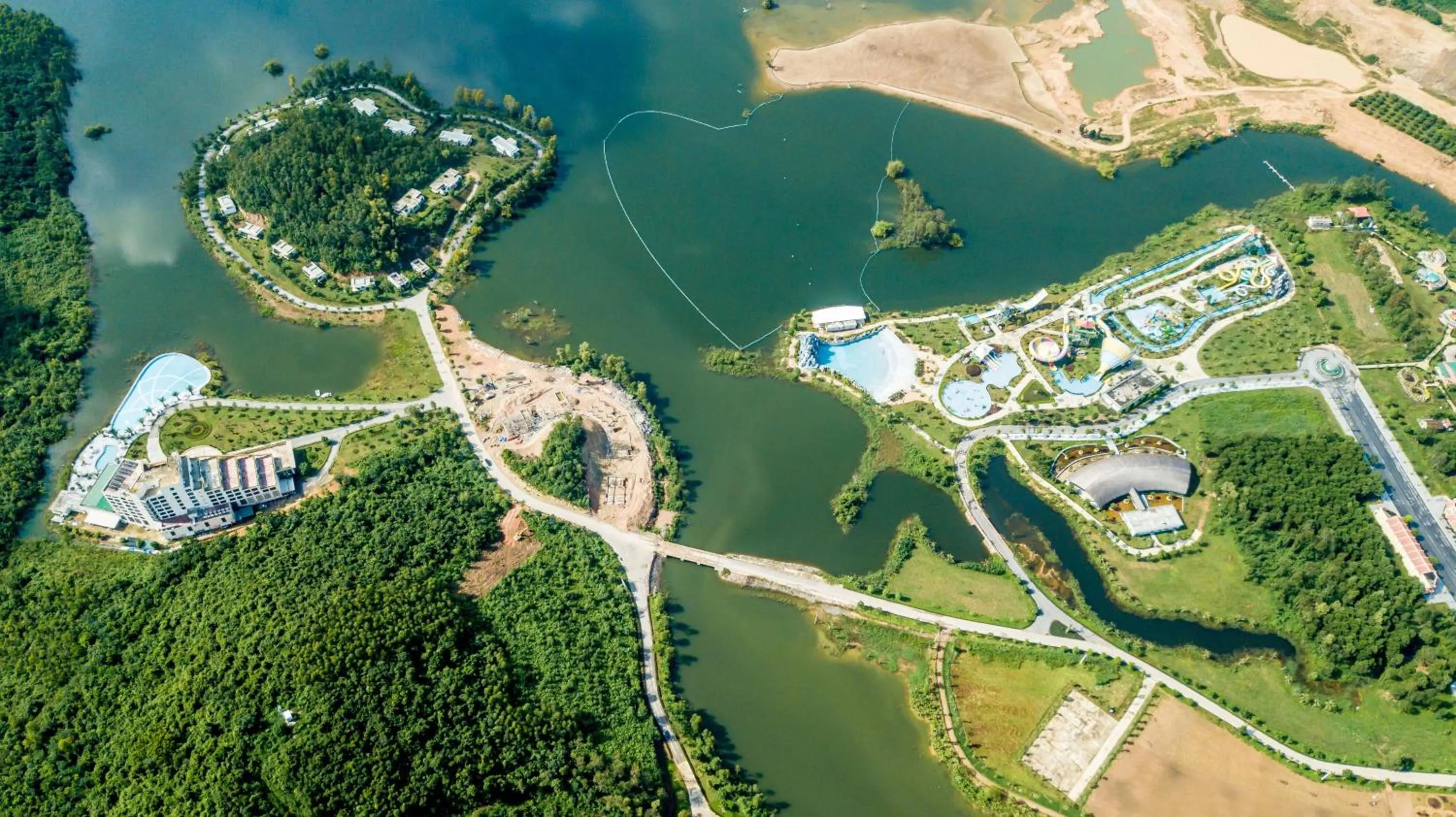 Bird's eye view in Muong Thanh Luxury Dien Lam