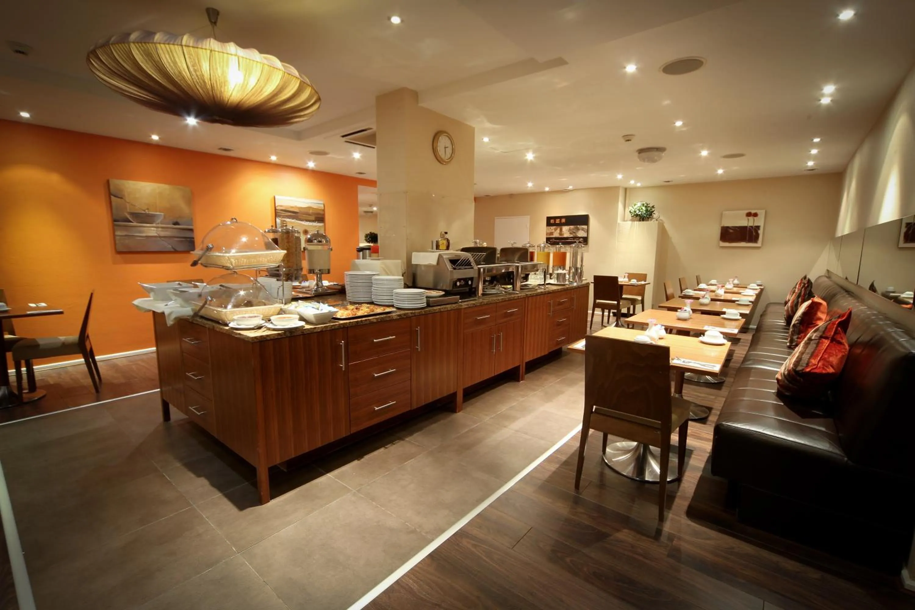 Restaurant/places to eat in Gresham Belson Hotel Brussels