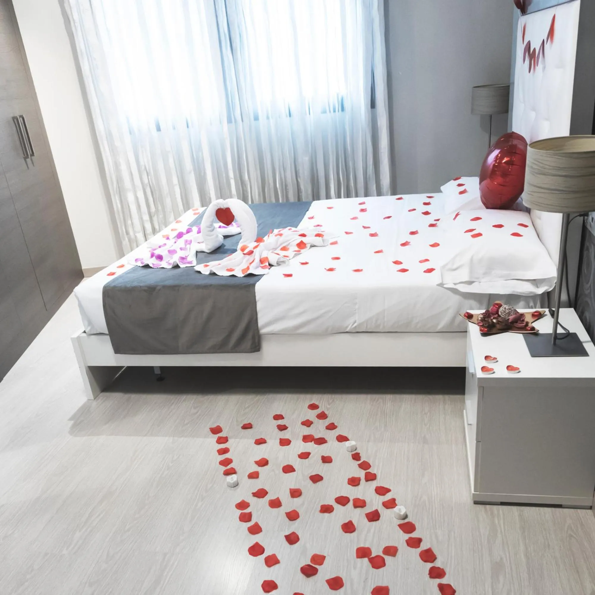 Bed in Apartamentos Real Lleida