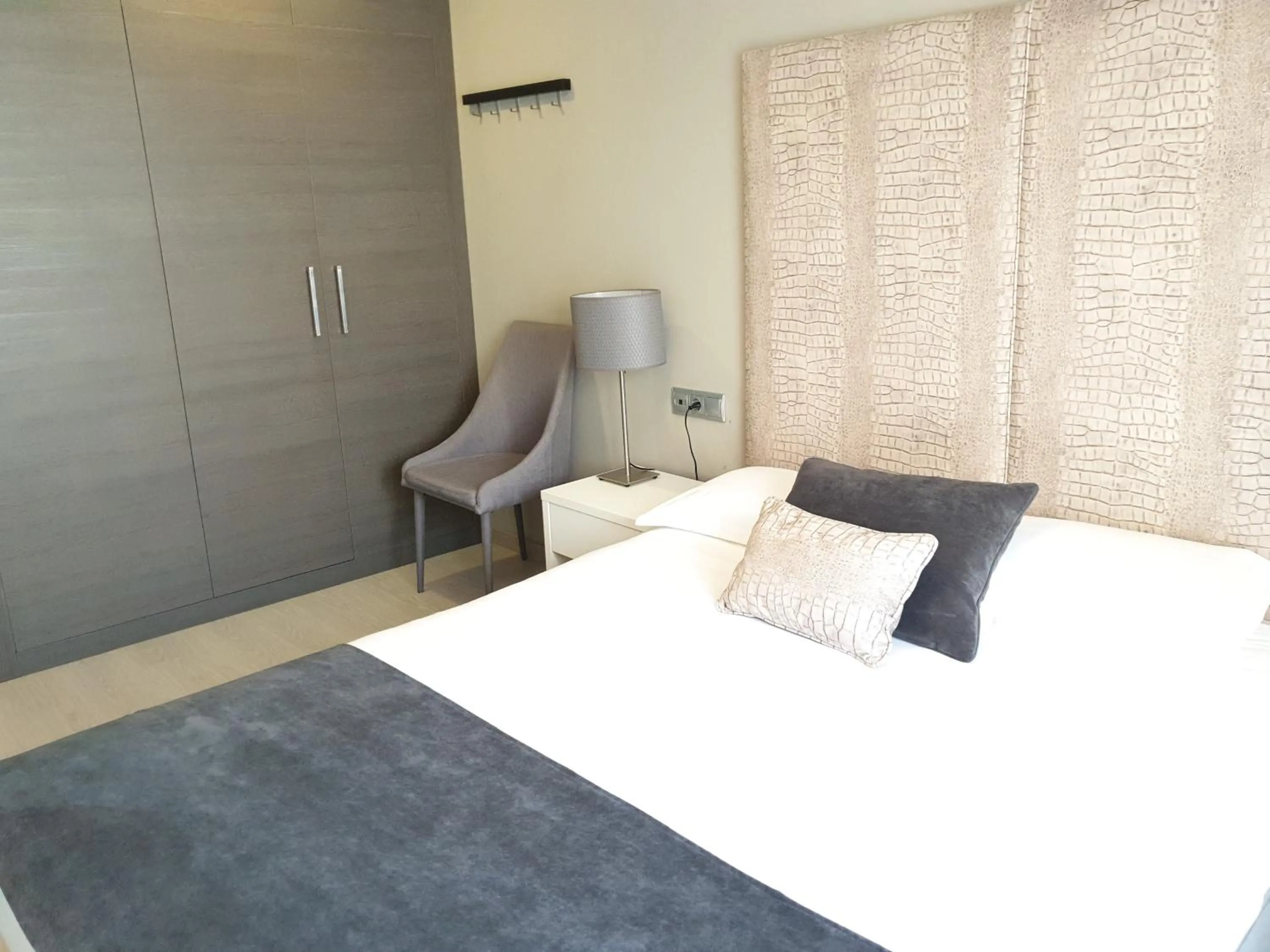 Bedroom, Bed in Apartamentos Real Lleida