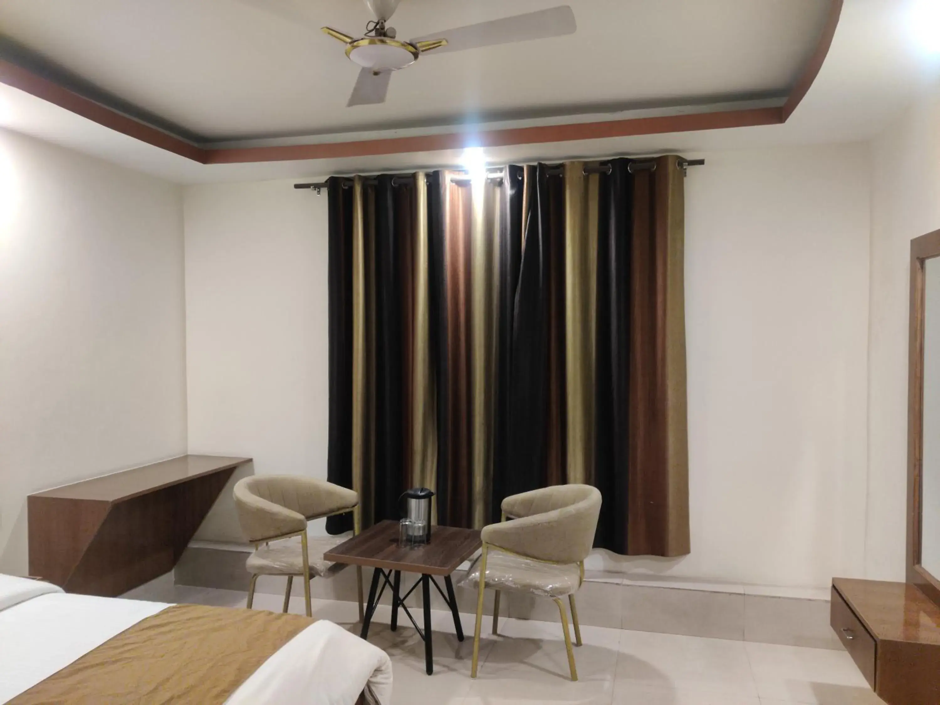 Deluxe Double Room in Hotel HV Deluxe Double Room in Hotel HV