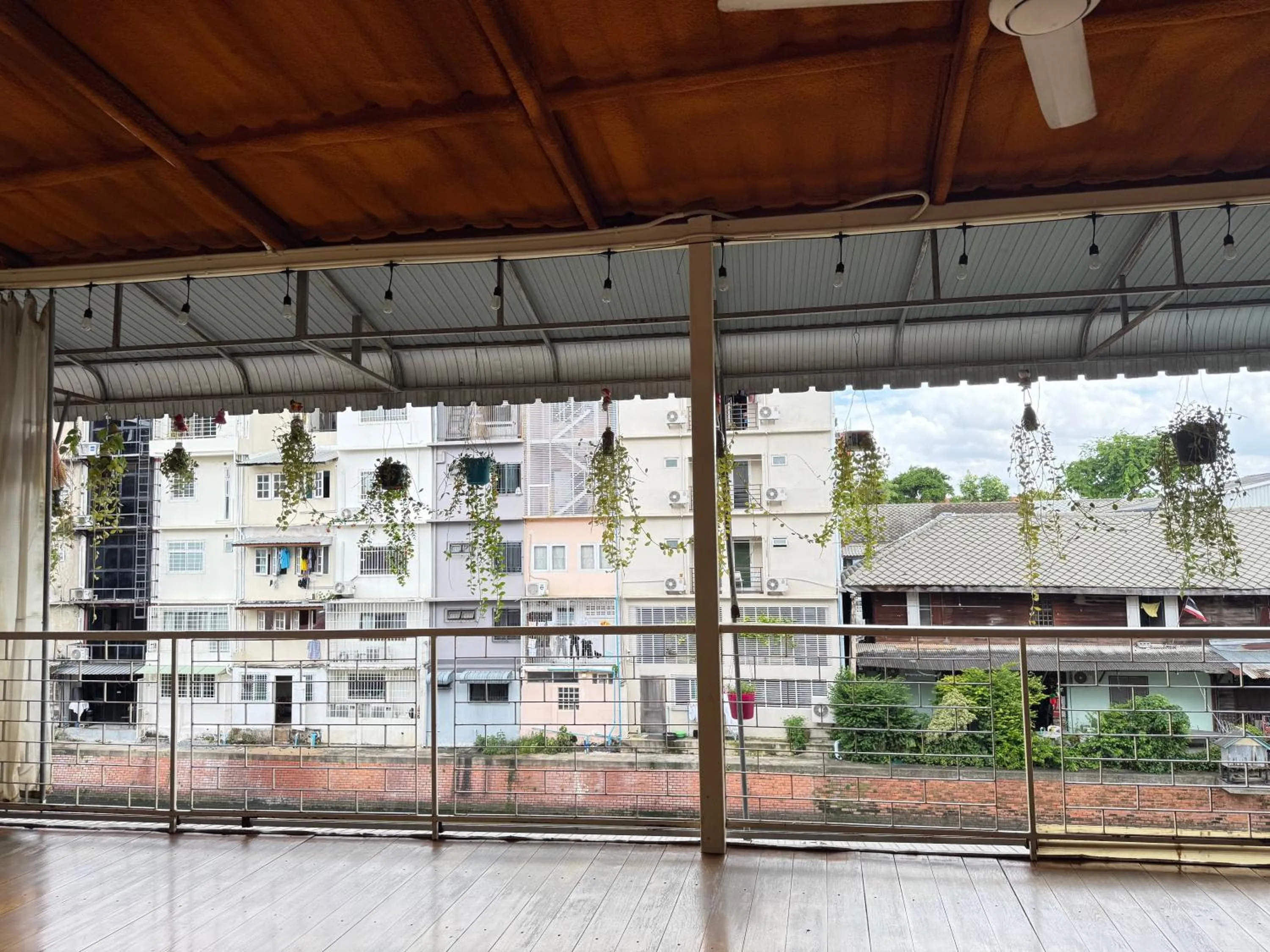 Balcony/Terrace in Baan Nampetch Hostel