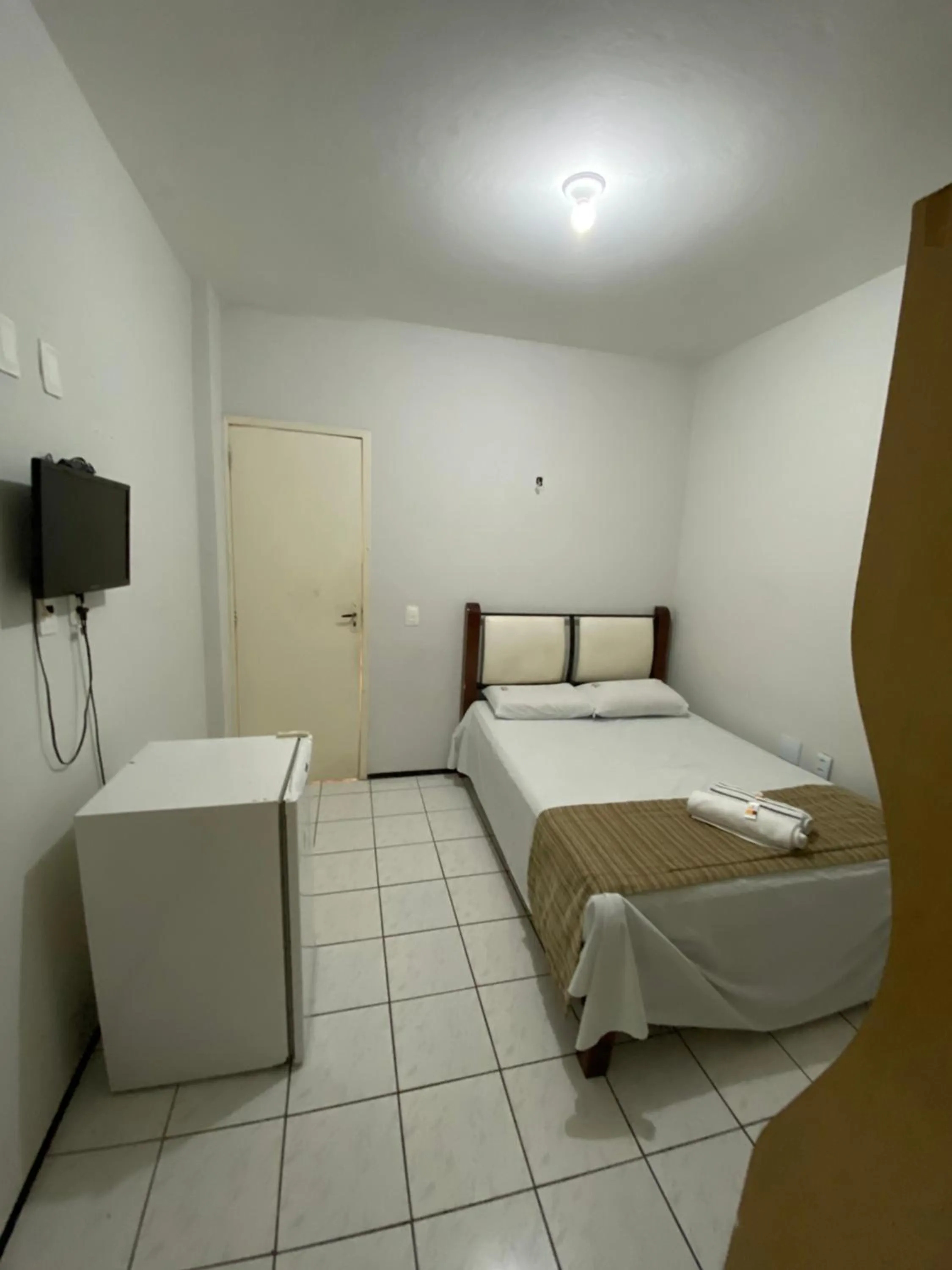 Bedroom, Bed in Center 1 Hotel