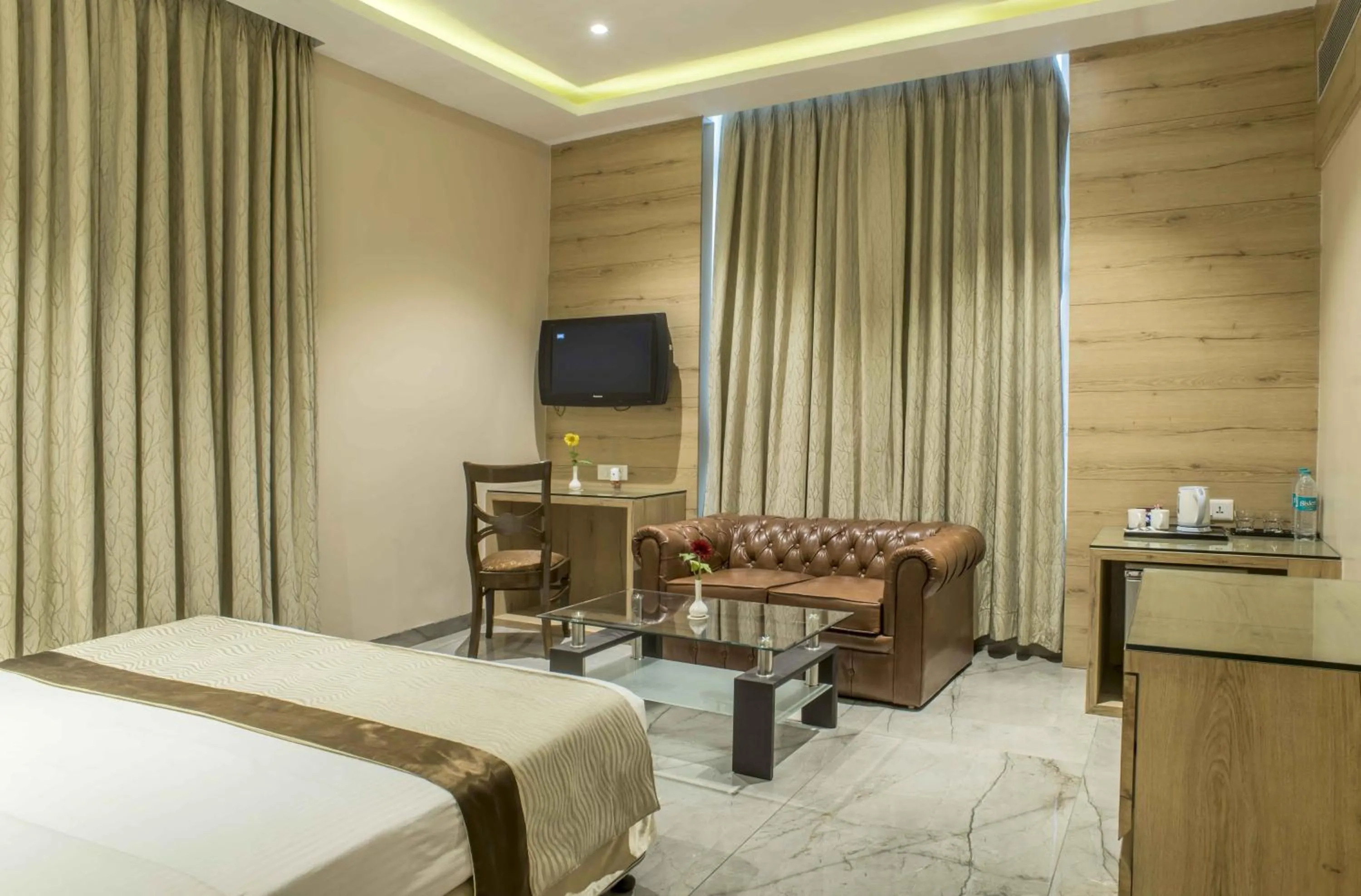 TV and multimedia, Bed in The Citi Residenci Hotel - Durgapur
