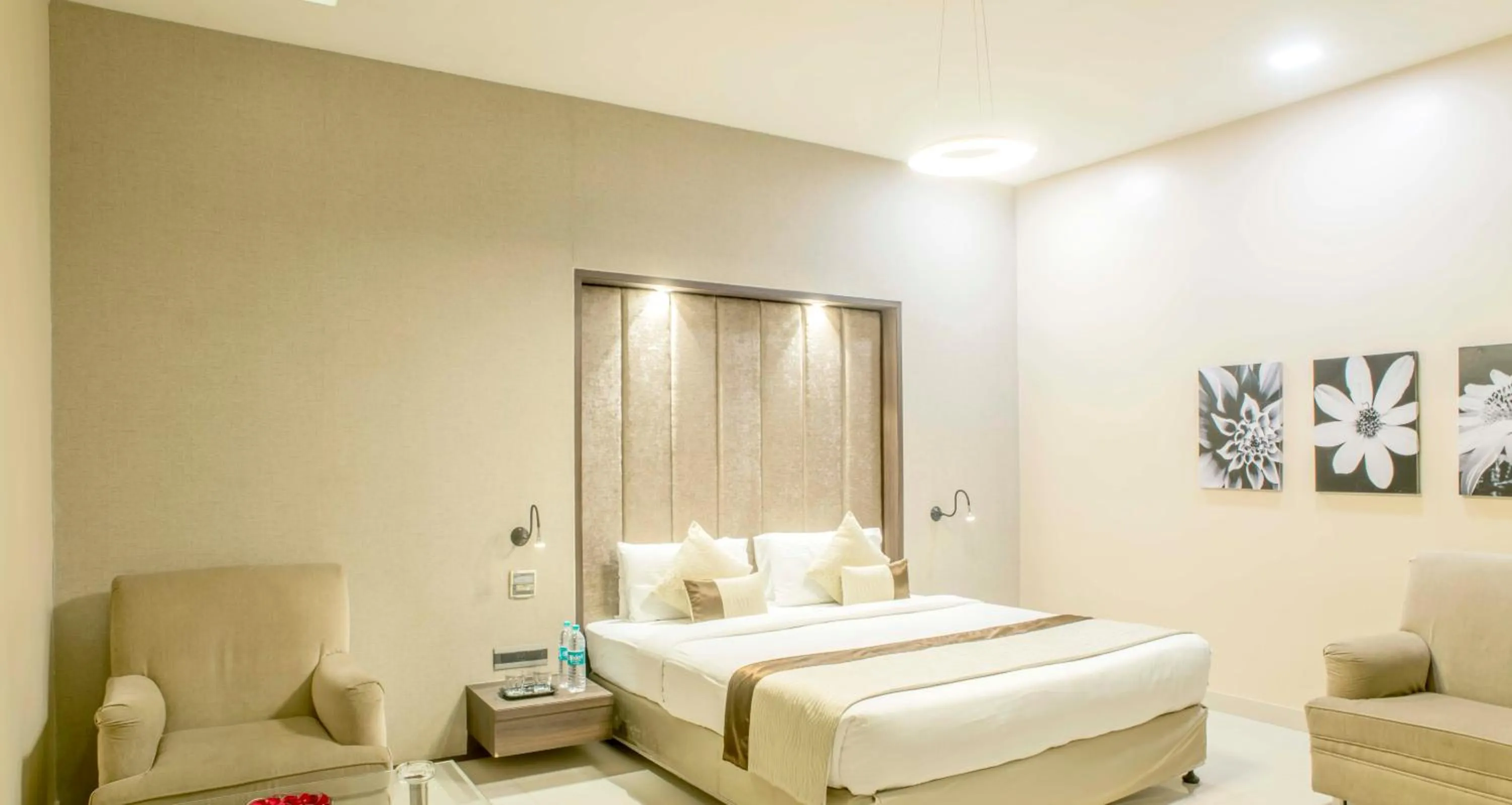 Bed in The Citi Residenci Hotel - Durgapur