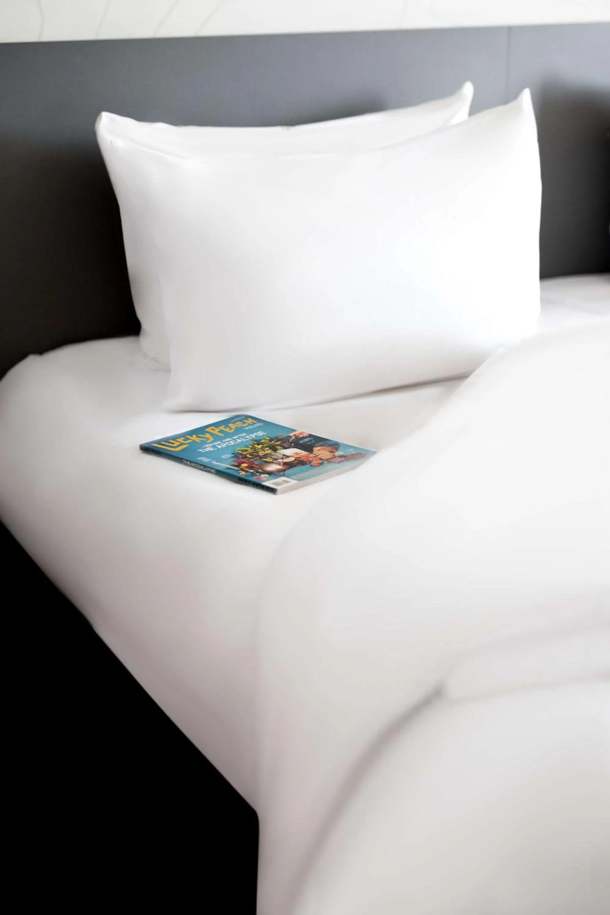 Bedroom, Bed in pentahotel Brussels City Centre