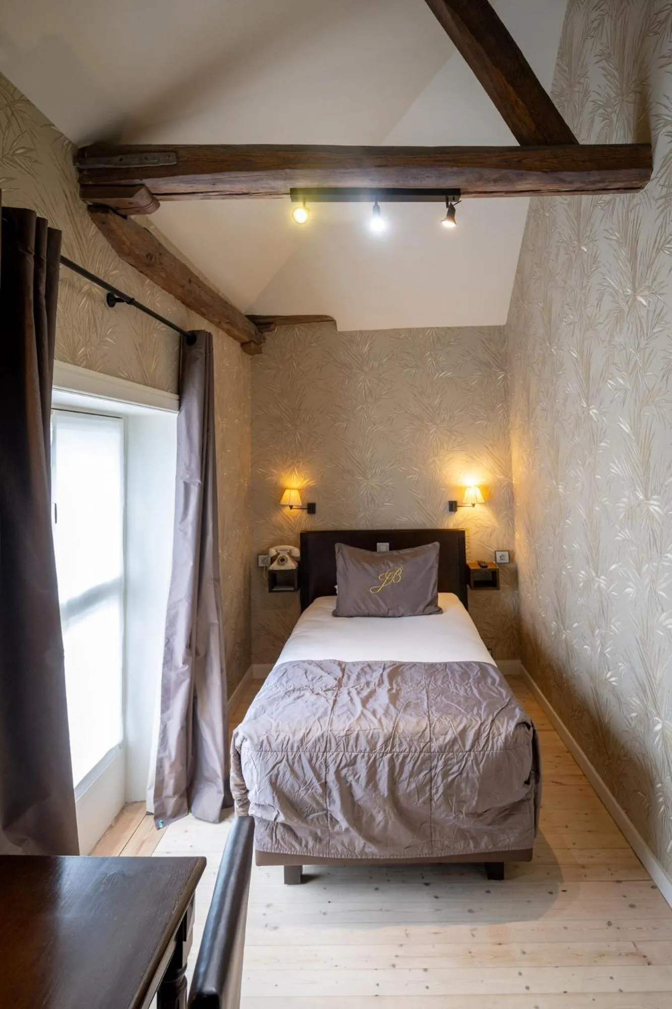 Bedroom, Bed in Hotel Jan Brito