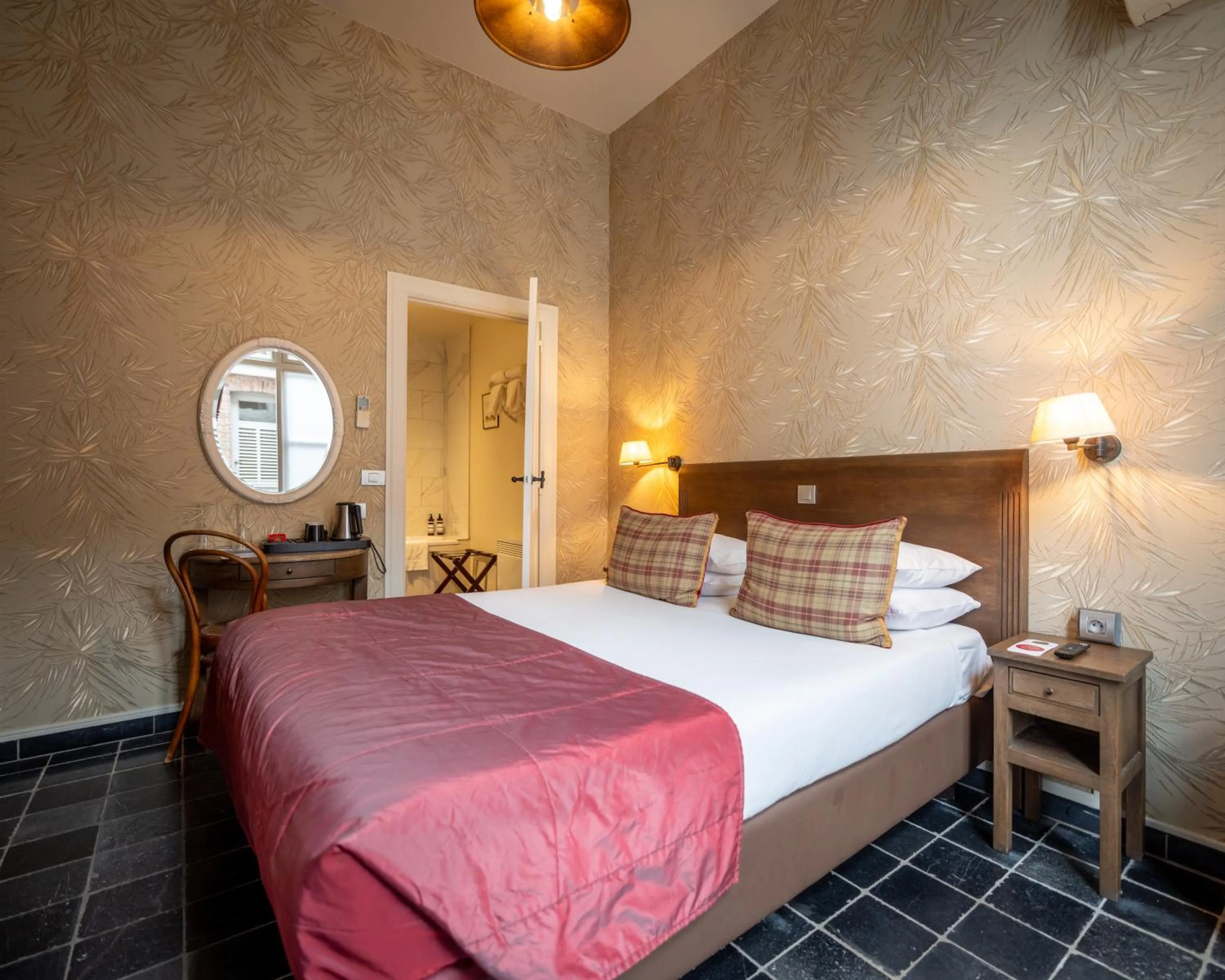 Bedroom, Bed in Hotel Jan Brito