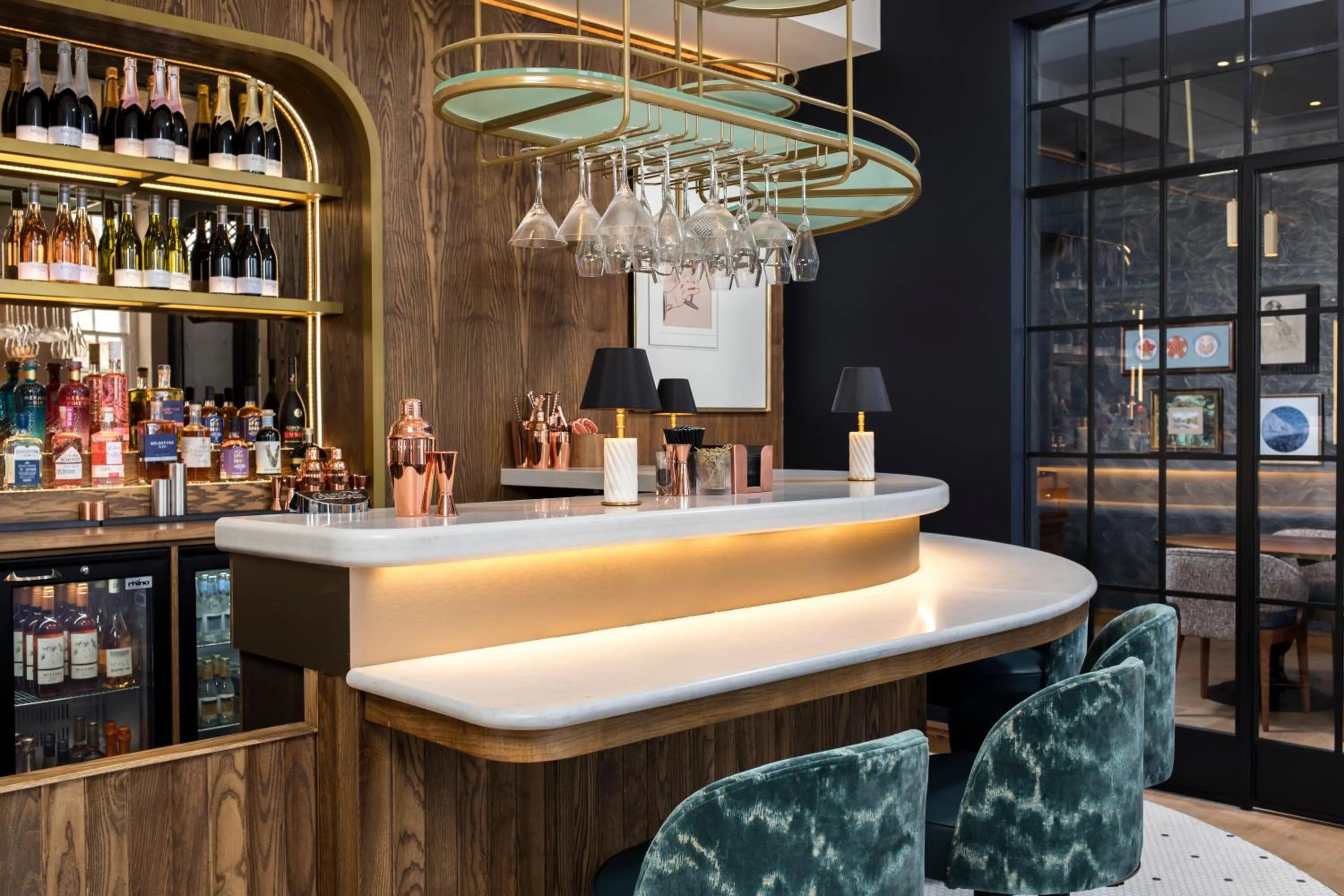 Restaurant/places to eat in The White Horses by Everly Hotels Collection