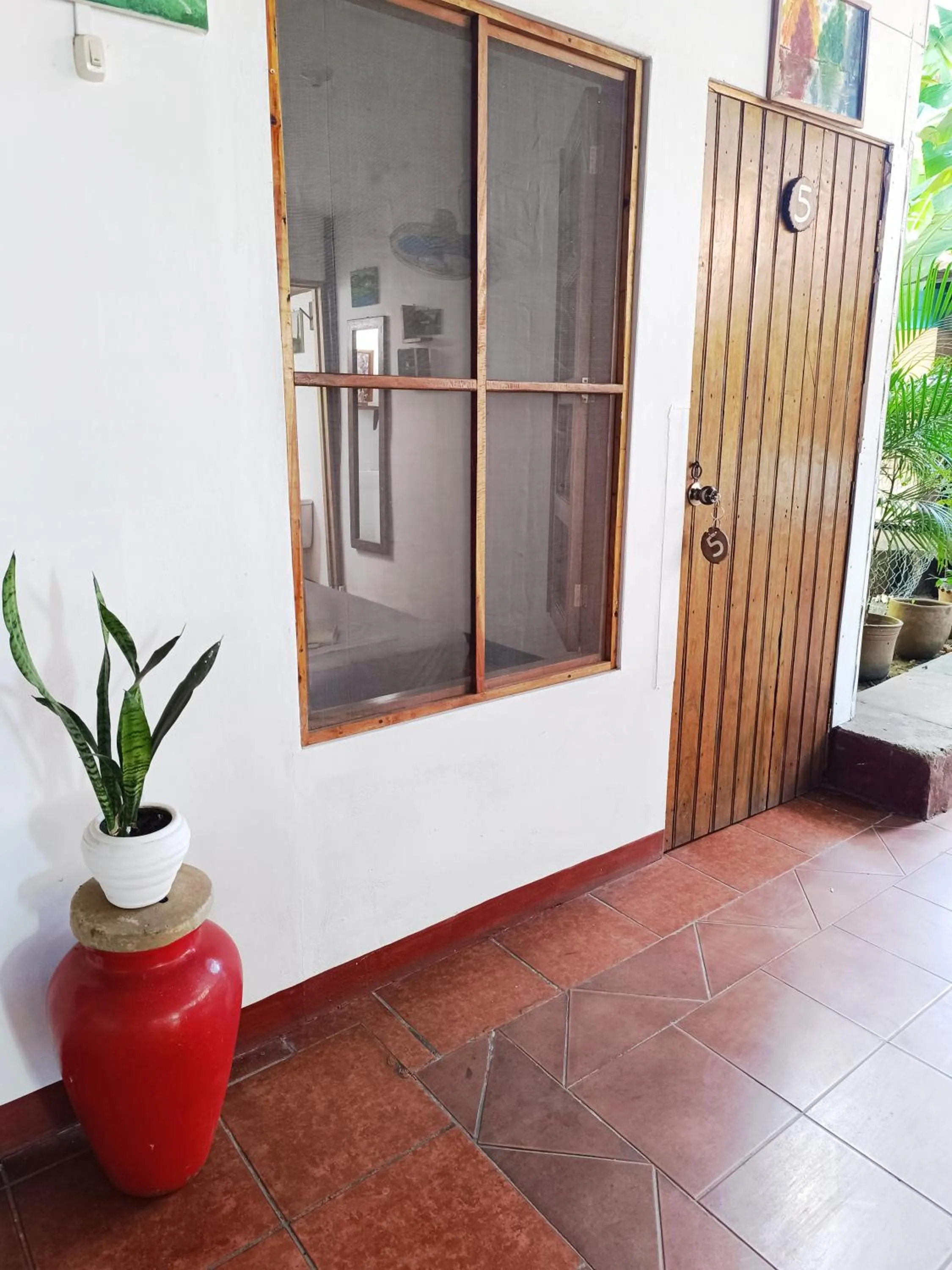 Facade/entrance in Casa de Los Berrios