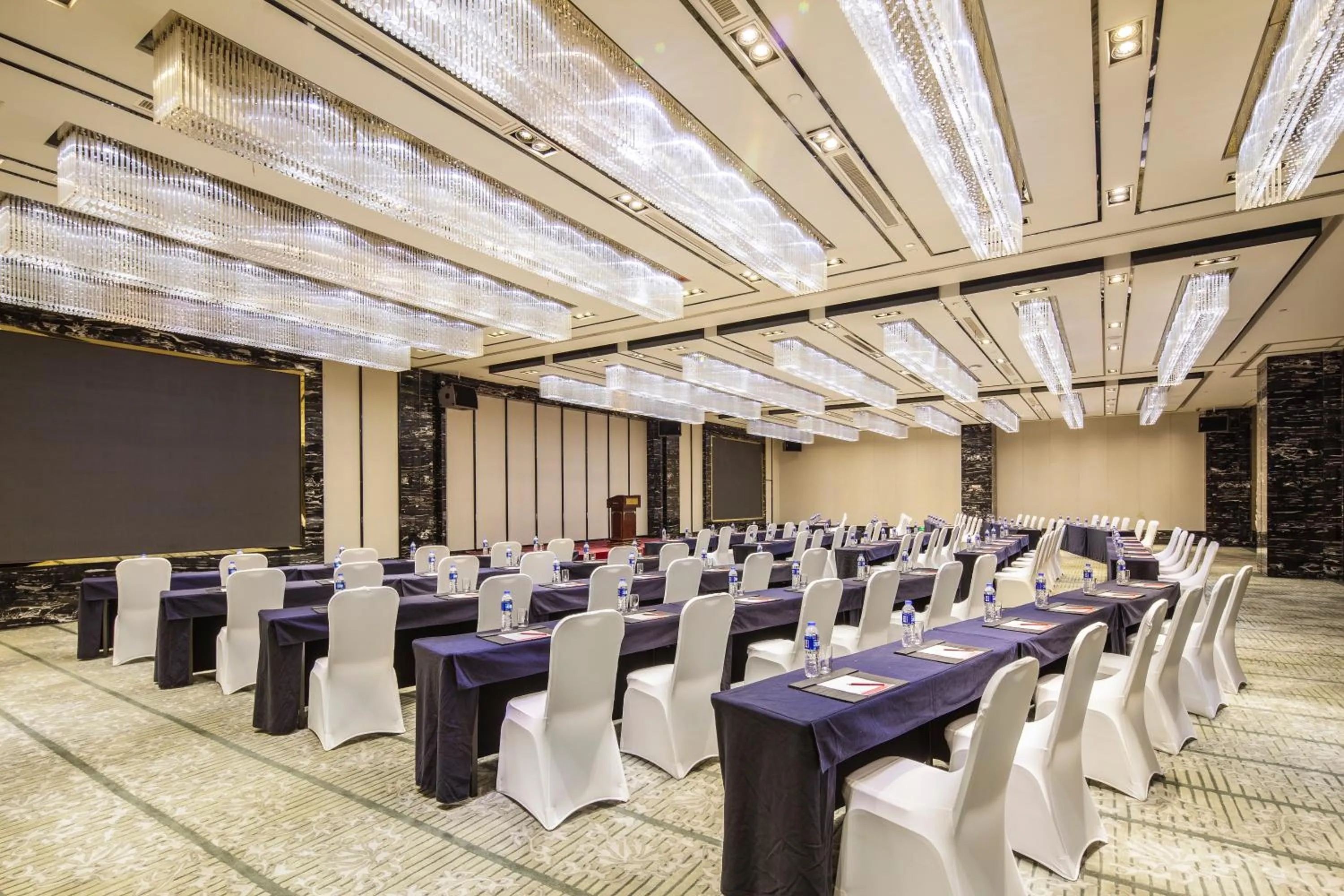 Meeting/conference room in Ramada Plaza Qiandeng Kunshan