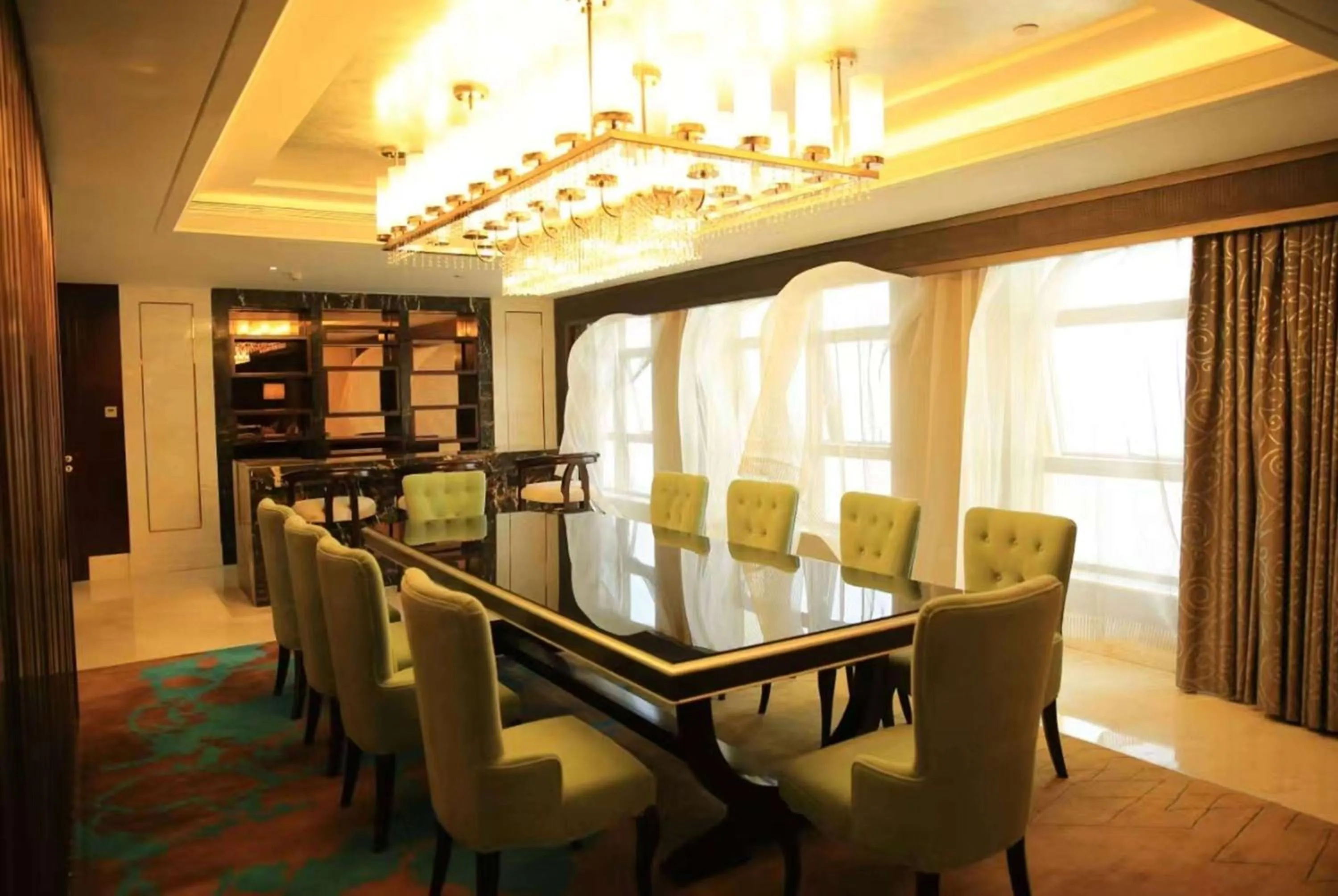 Photo of the whole room in Ramada Yiyang Taojiang