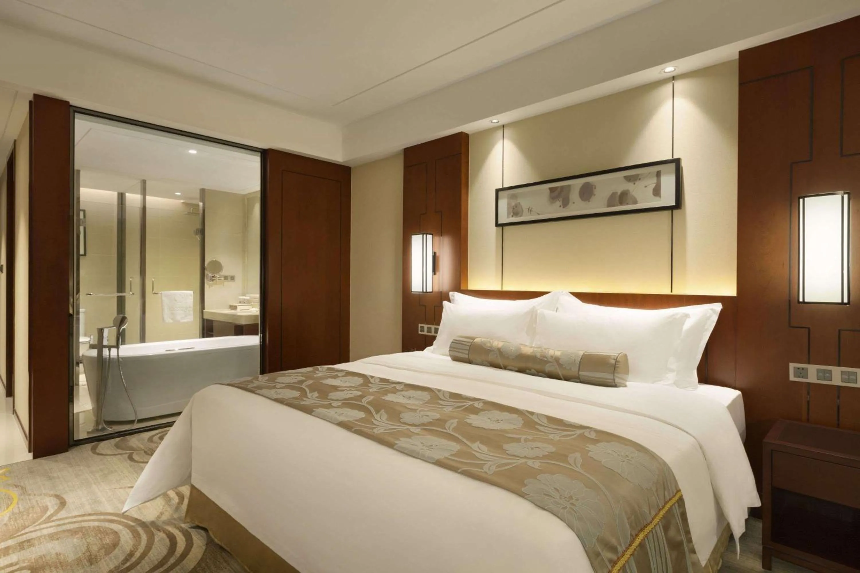 Photo of the whole room in Ramada Jiaxing