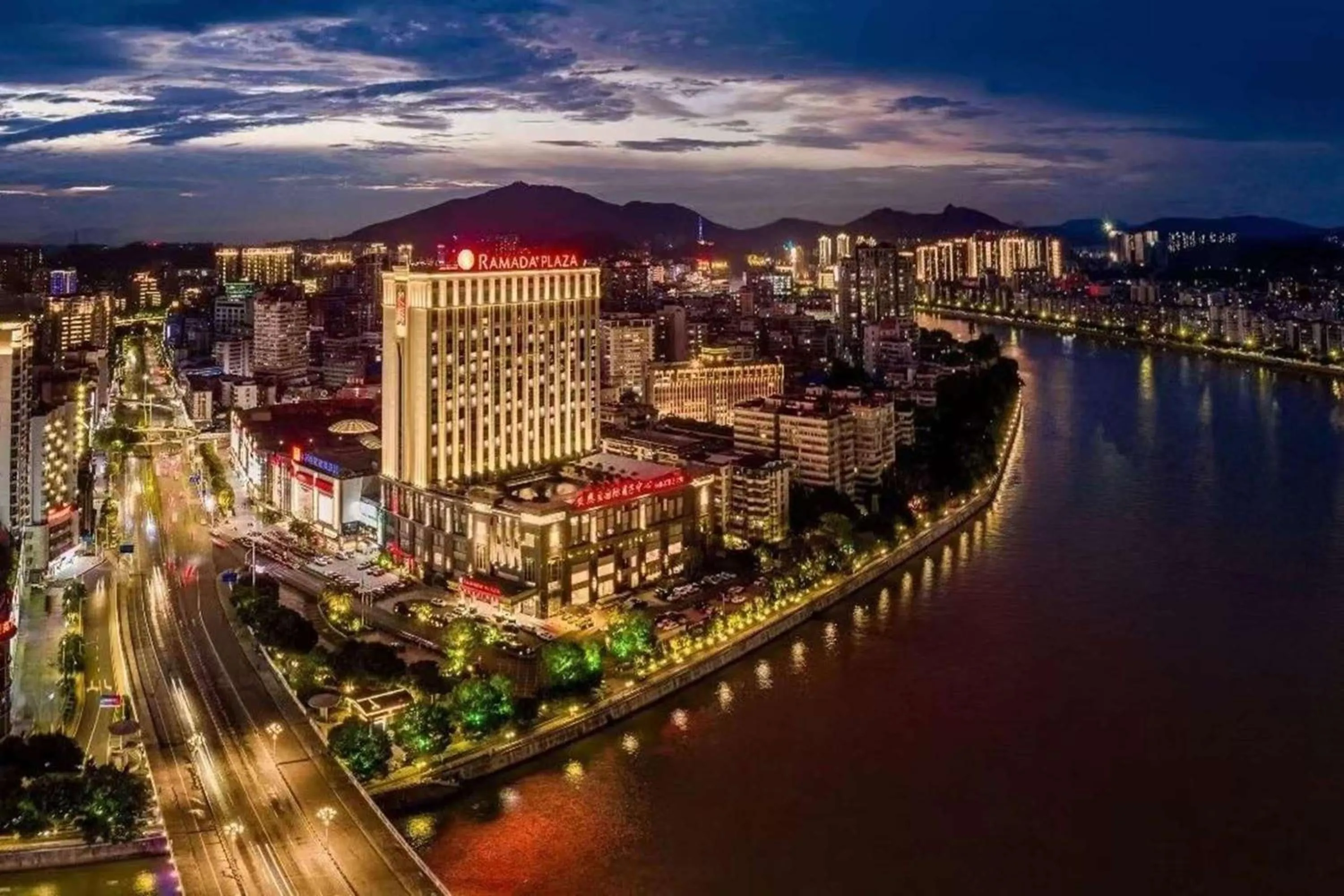 Property building in Ramada Plaza Shaoguan City Centre