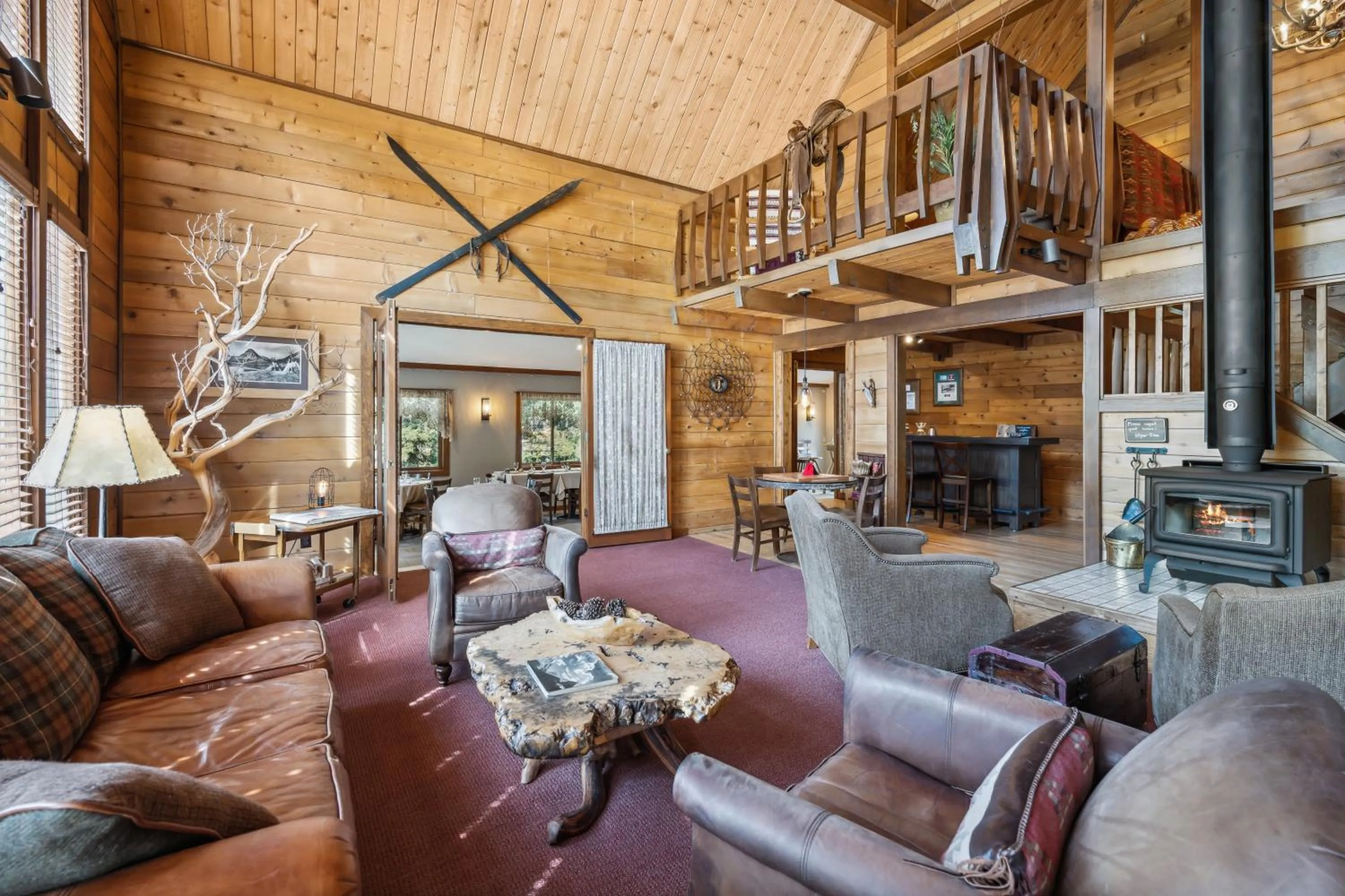 Living room in Good Medicine Lodge