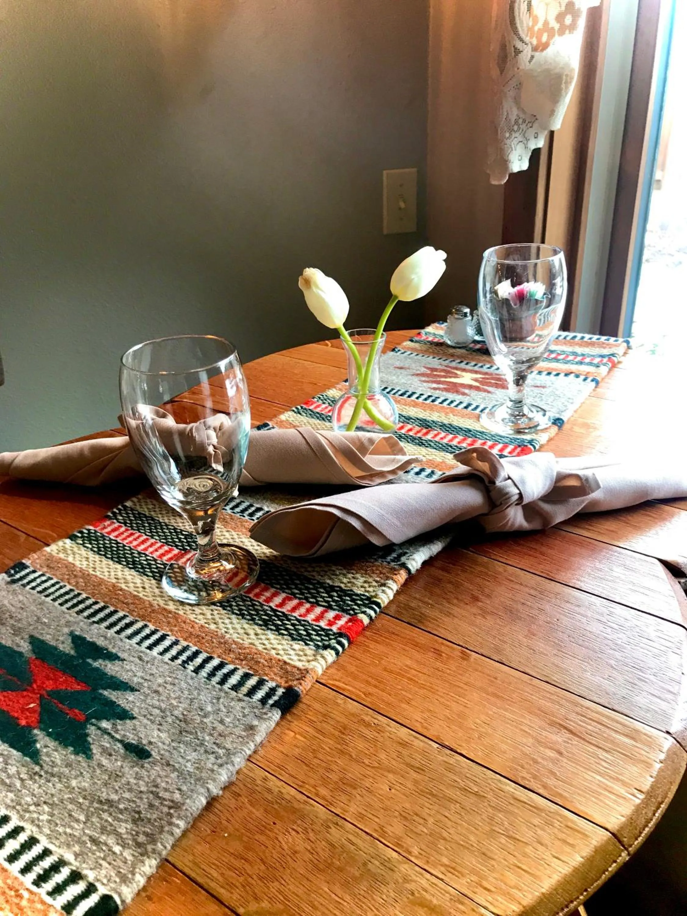 Food and drinks in Good Medicine Lodge