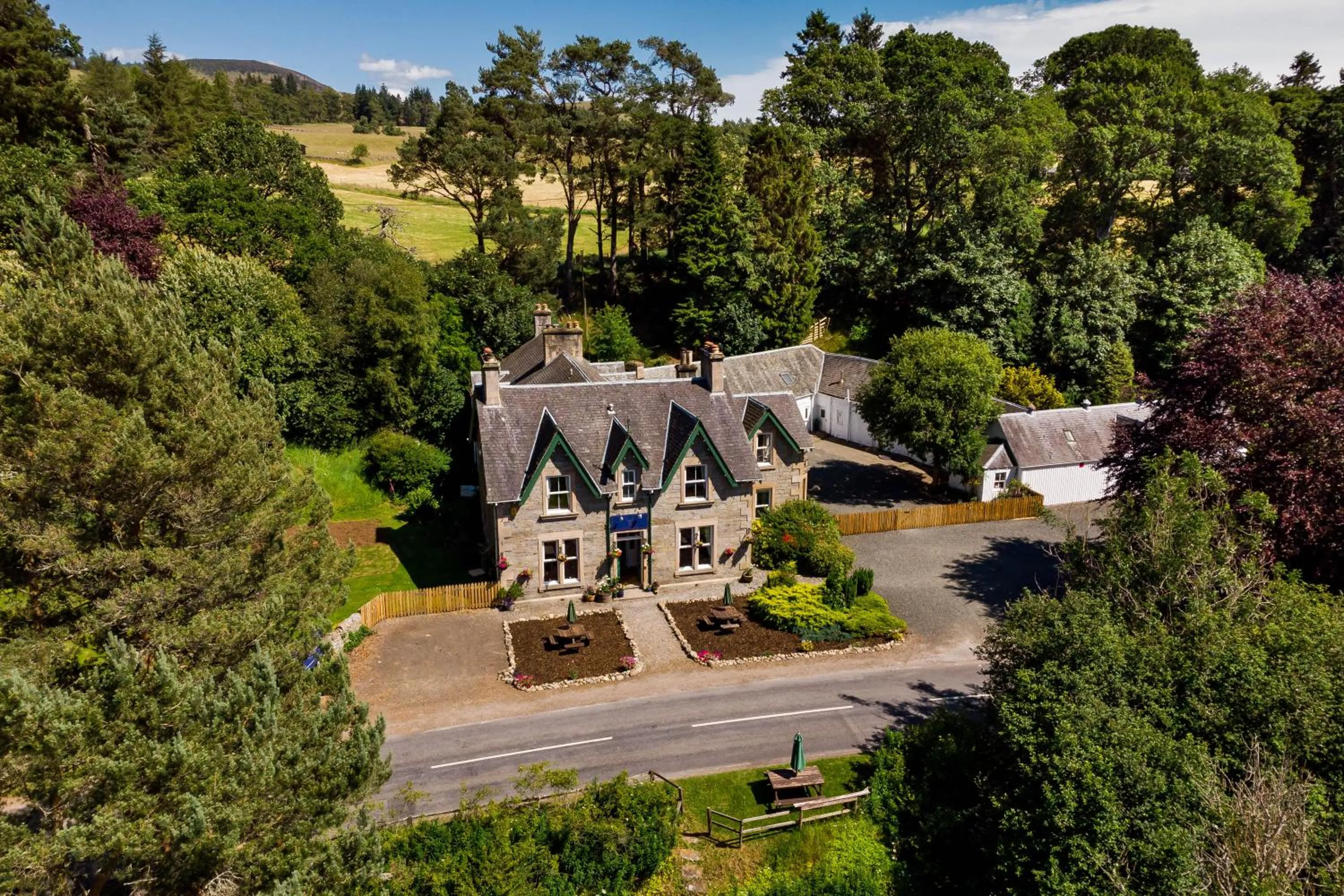Property building in Strathardle Lodge