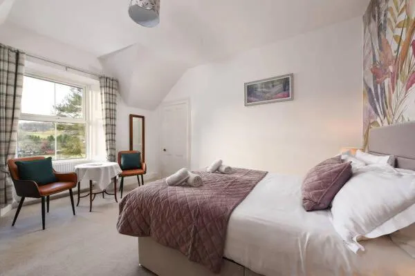 Bed in Strathardle Lodge